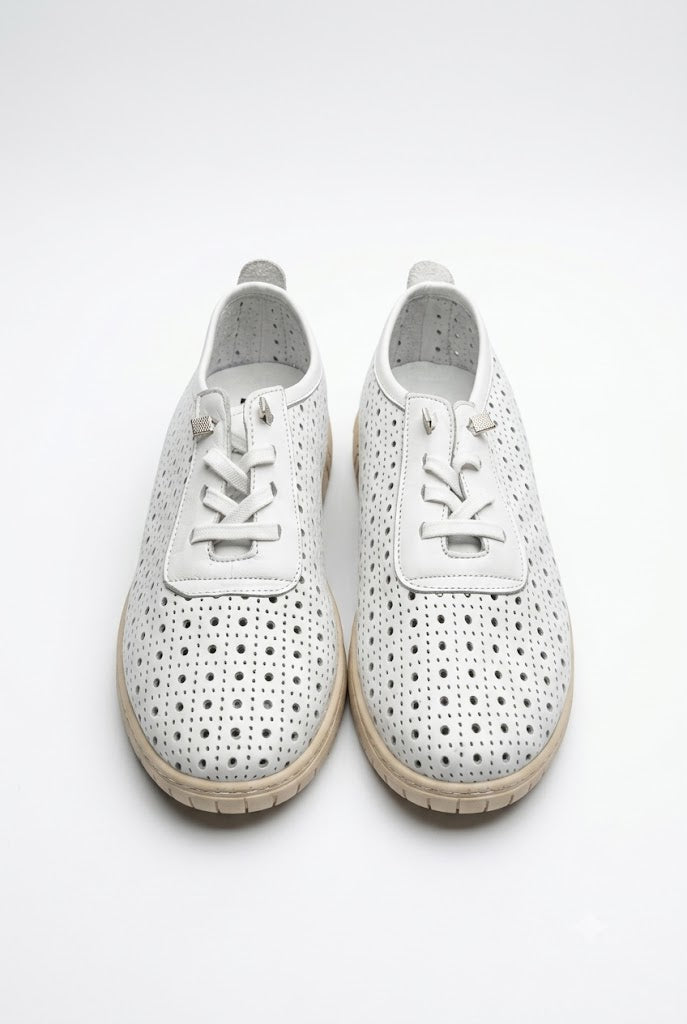 CLASSIC SHOES