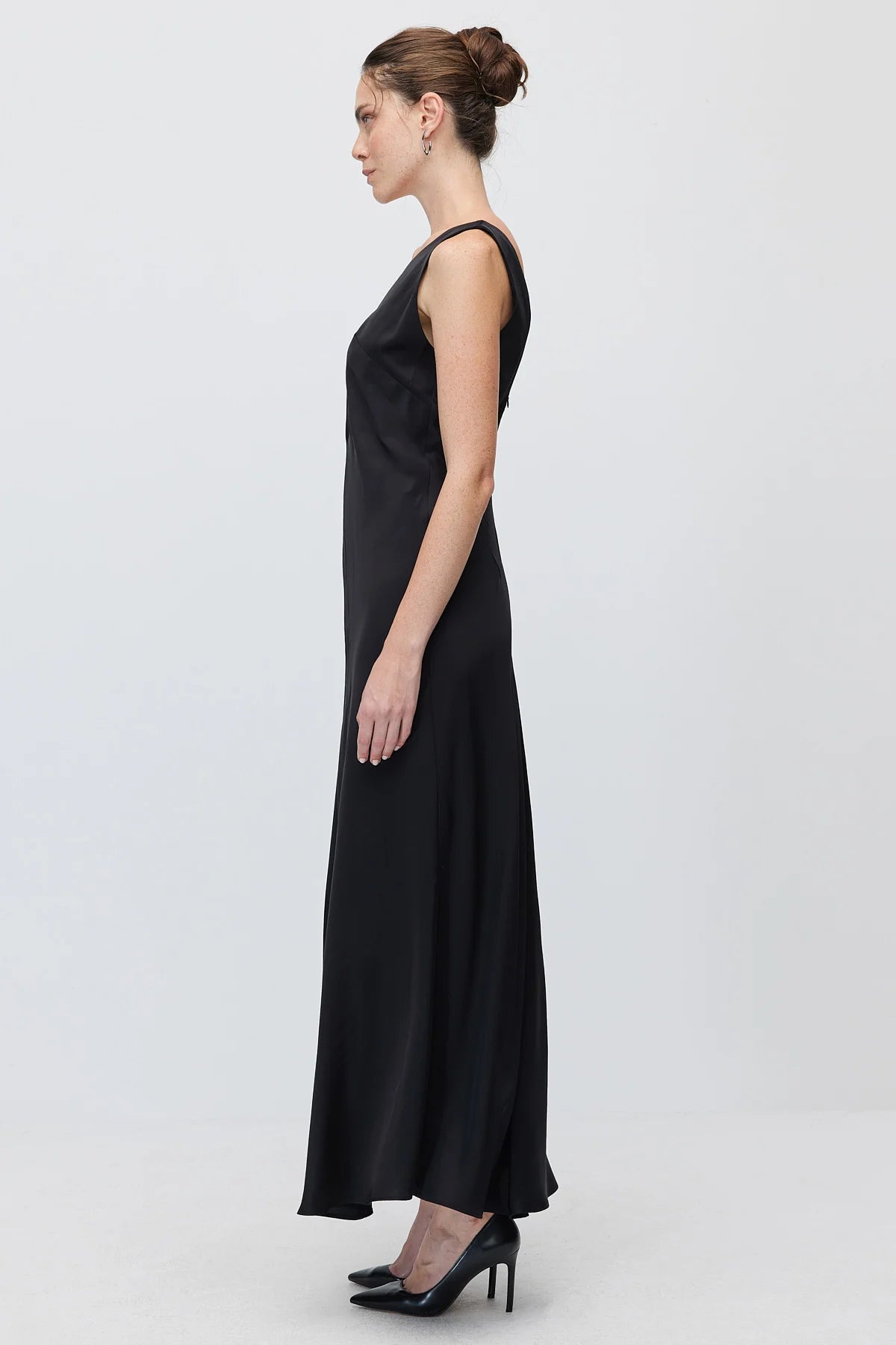 Women's V-Neck Sleeveless Satin Long Dress