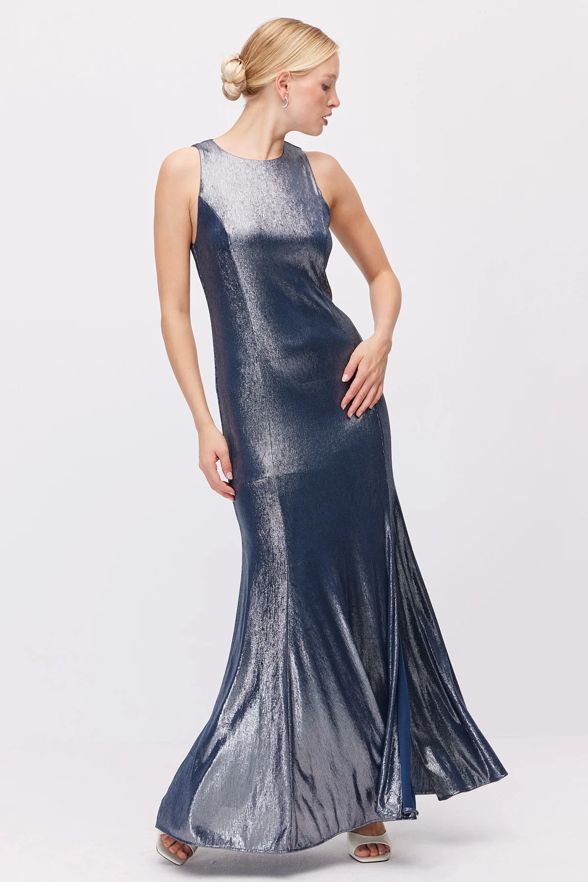 Women's Metallic Look Sleeveless Long Evening Dress
