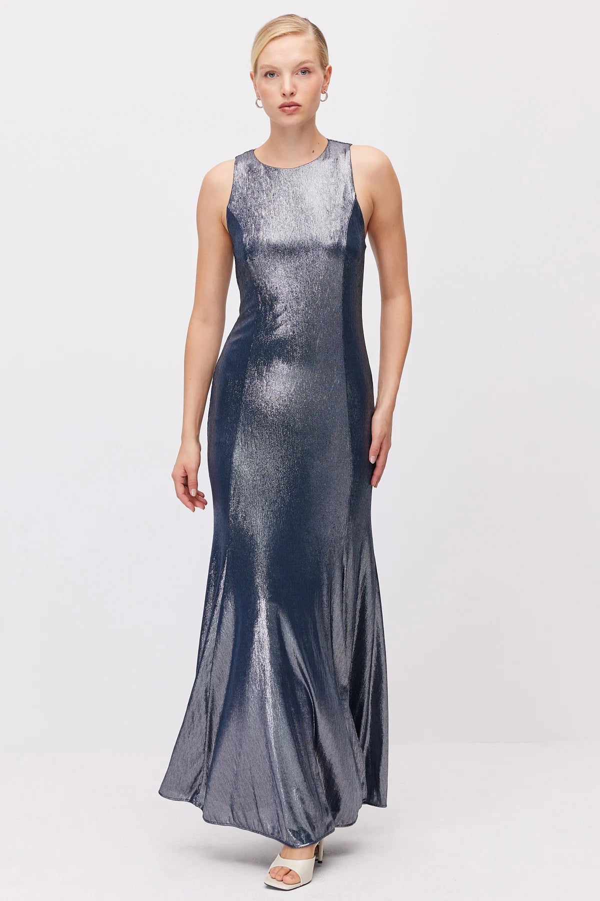Women's Metallic Look Sleeveless Long Evening Dress