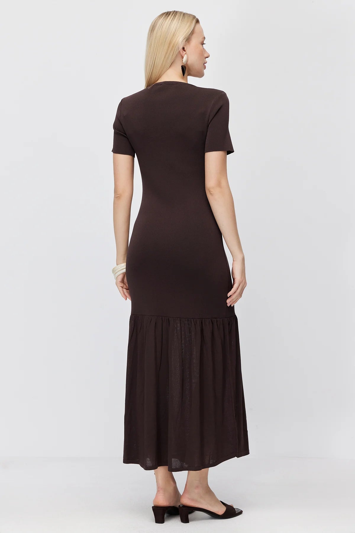 Women's Crew Neck Knit Dress with Ruffled Hem