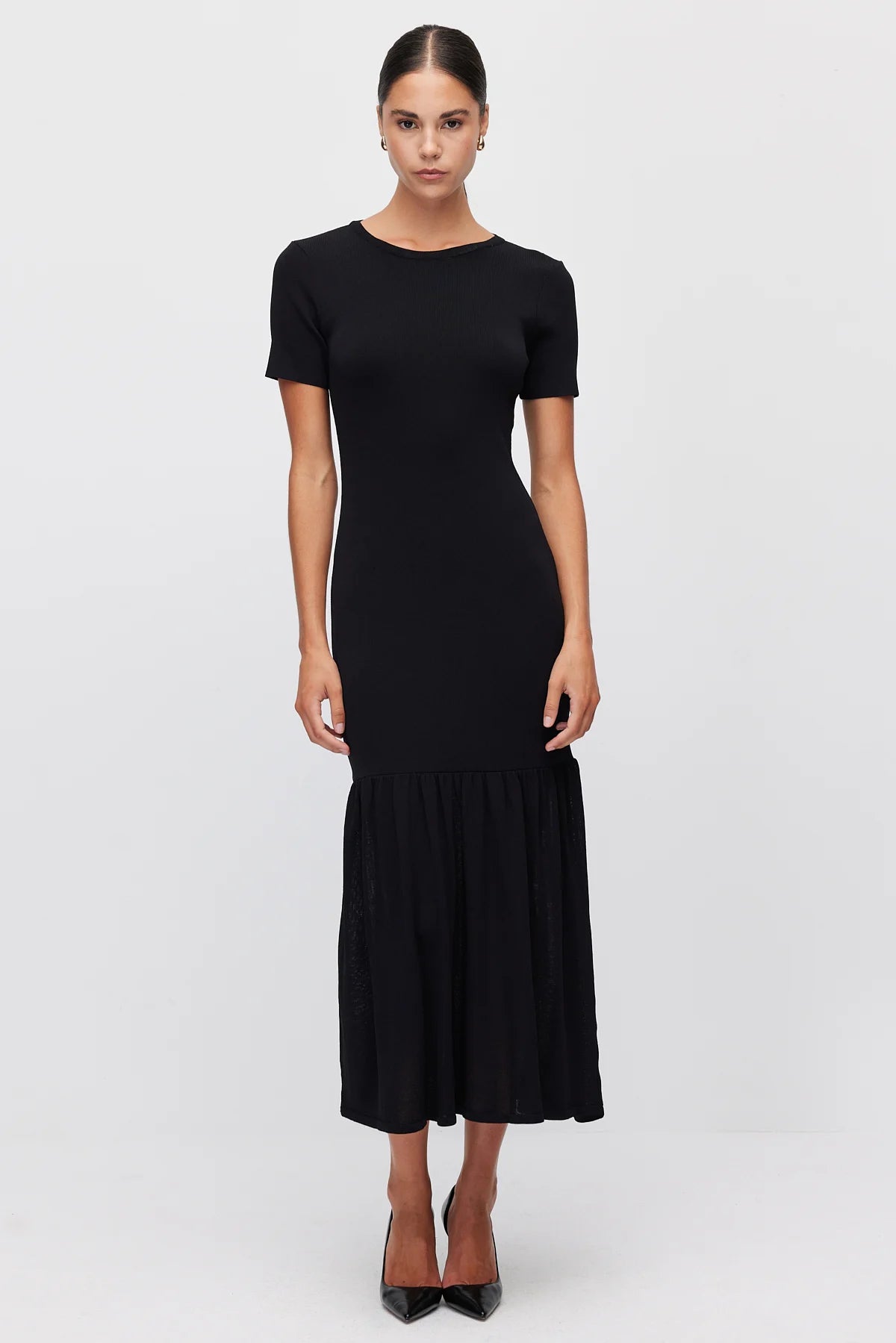 Women's Crew Neck Knit Dress with Ruffled Hem