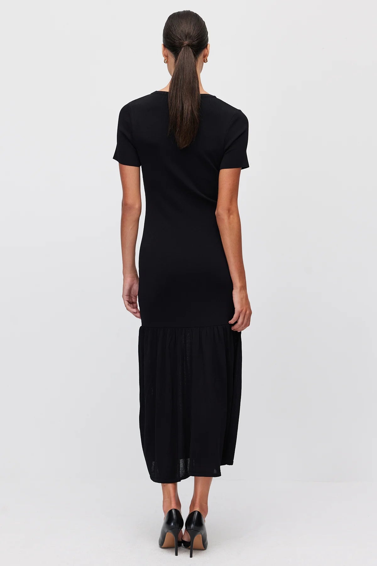 Women's Crew Neck Knit Dress with Ruffled Hem