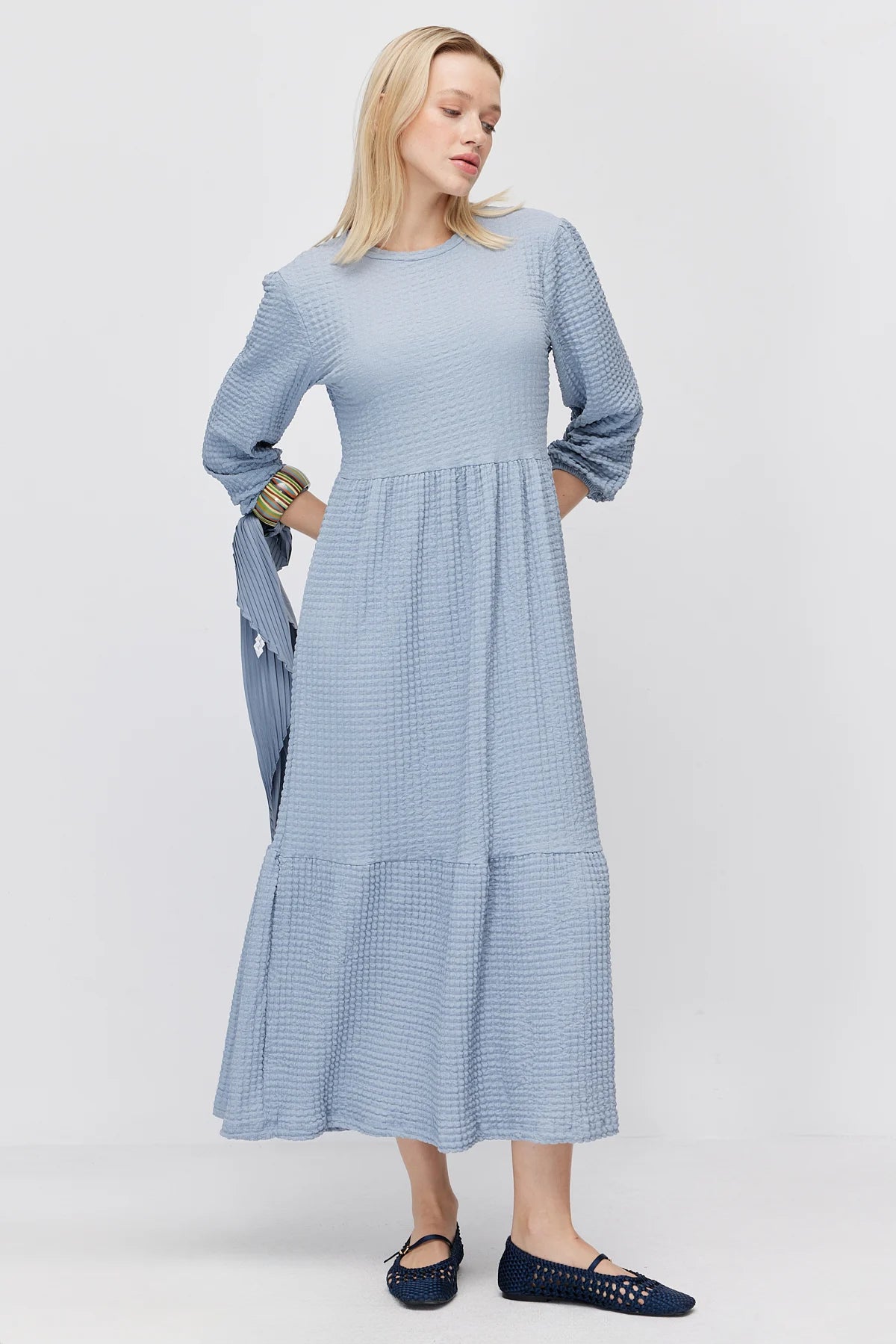 Women's Layered Detail Crew Neck Textured Maxi Dress