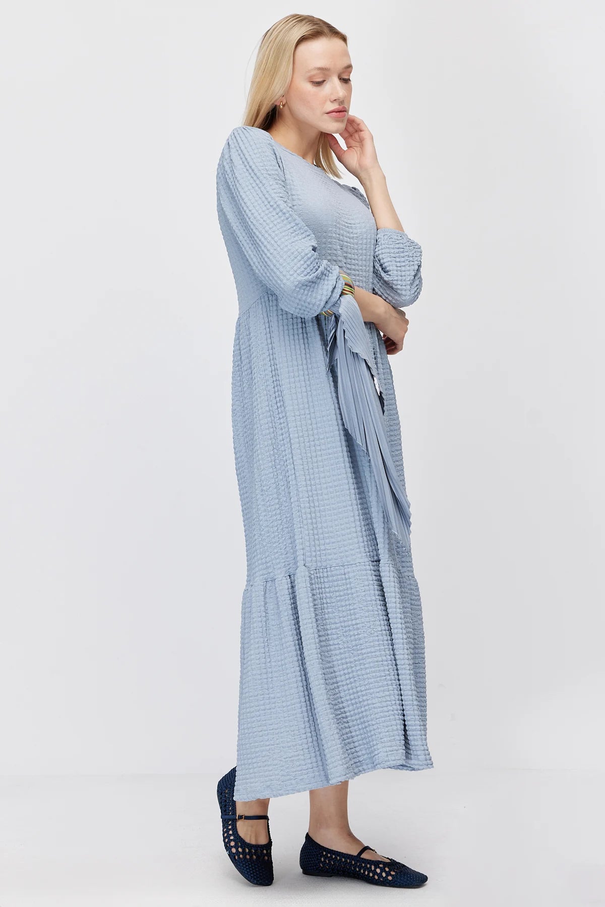 Women's Layered Detail Crew Neck Textured Maxi Dress