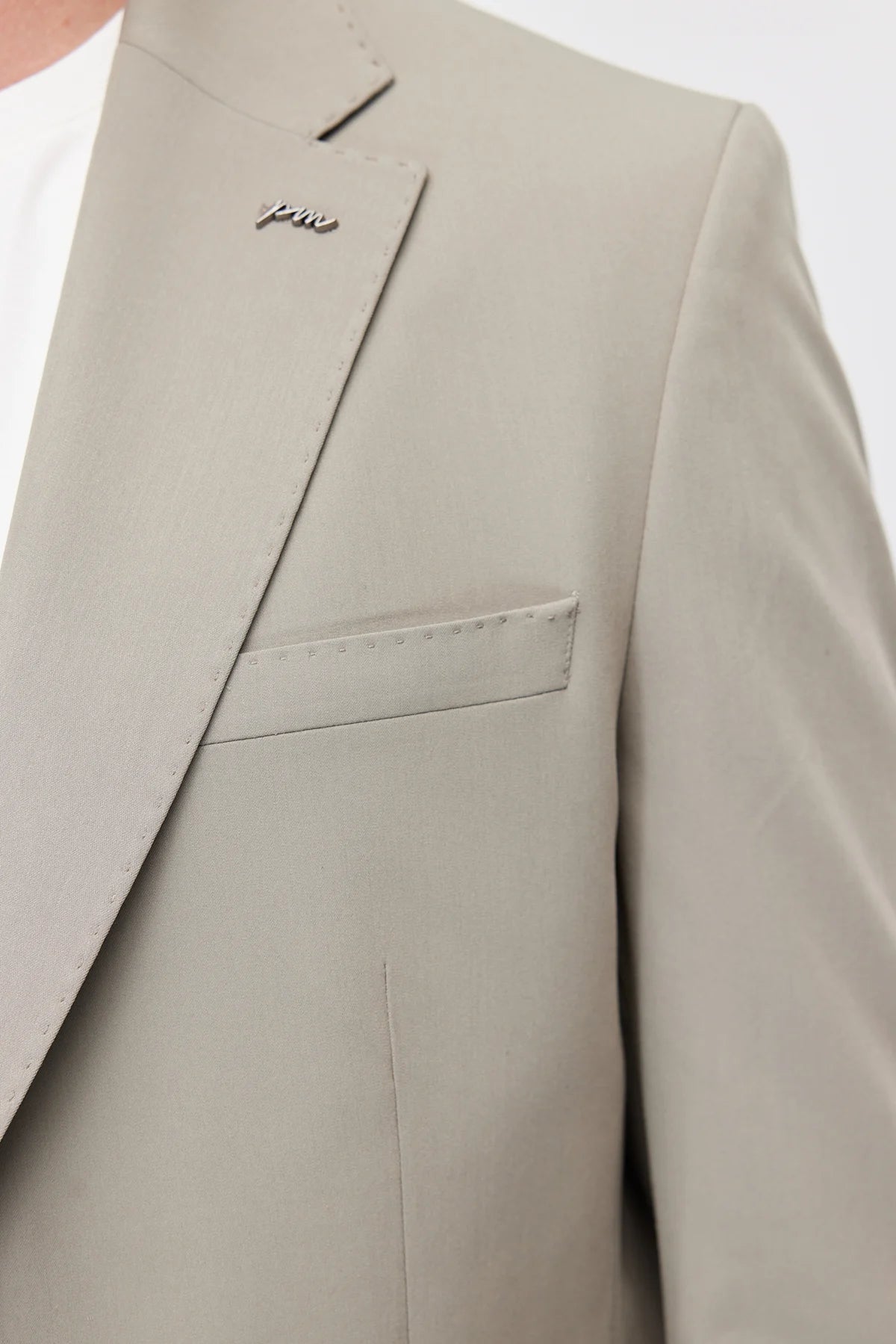 Men's Classic Fit Jacket