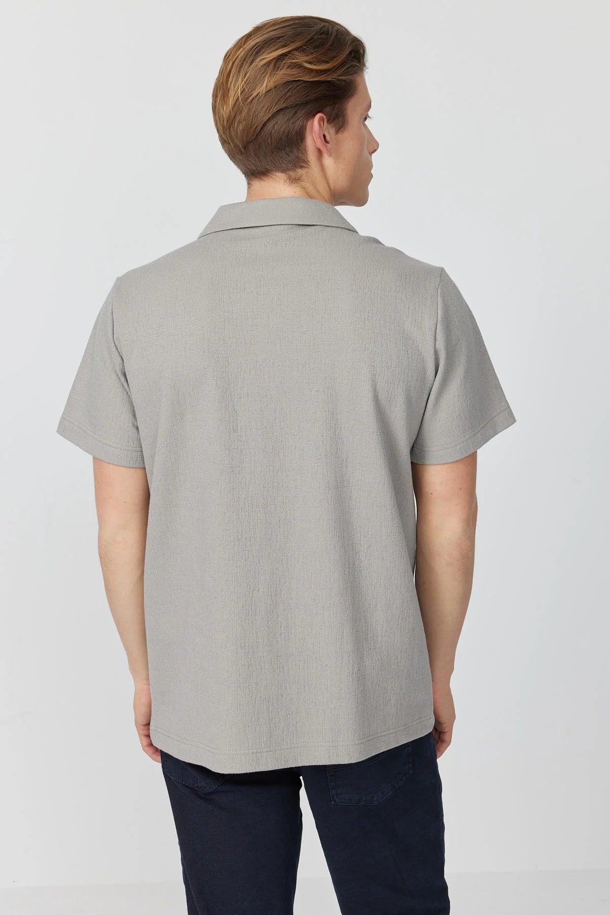 Men's Cuban Collar Short-Sleeve Shirt