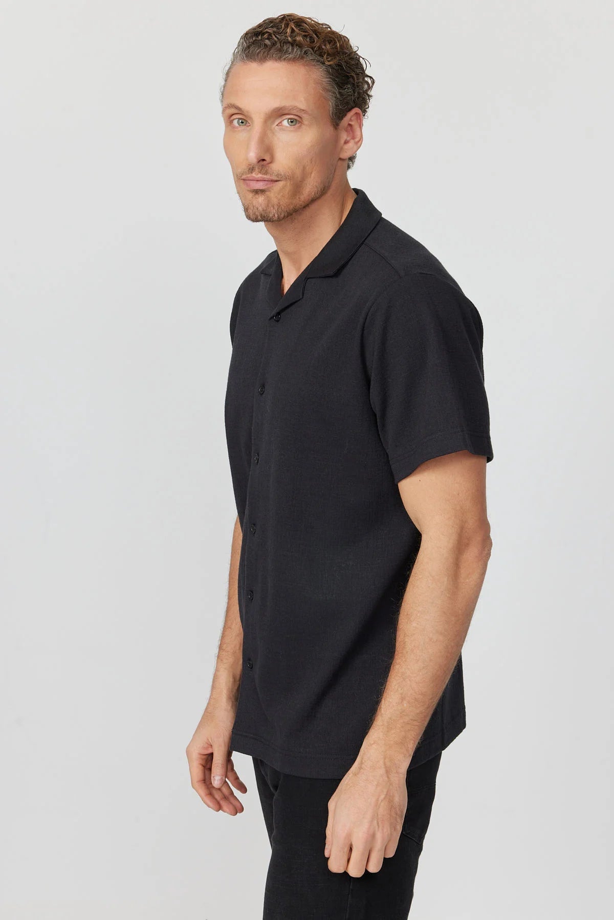 Men's Cuban Collar Short-Sleeve Shirt