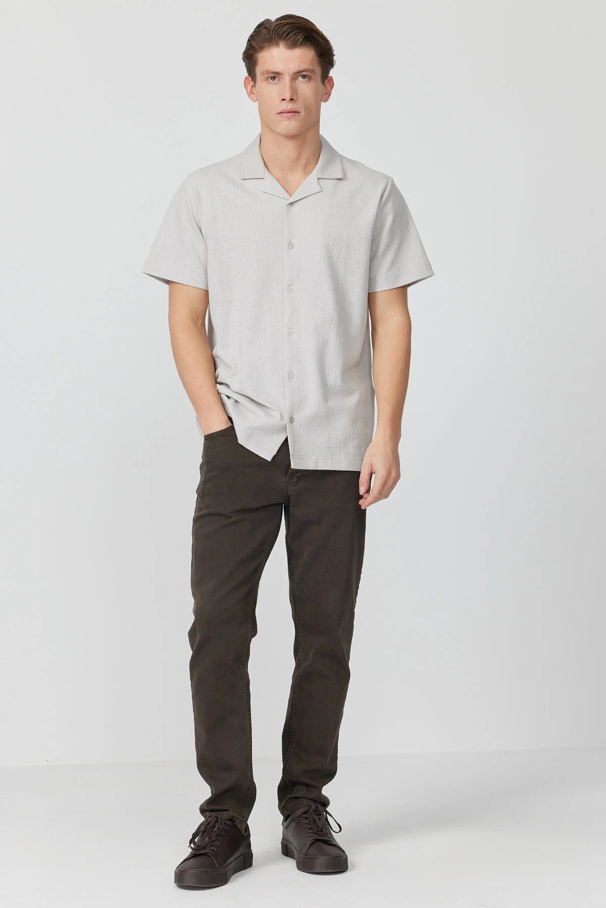Men's Cuban Collar Short-Sleeve Shirt