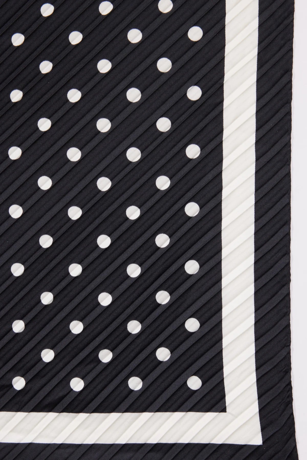 Women's Textured Polka Dot Patterned Scarf