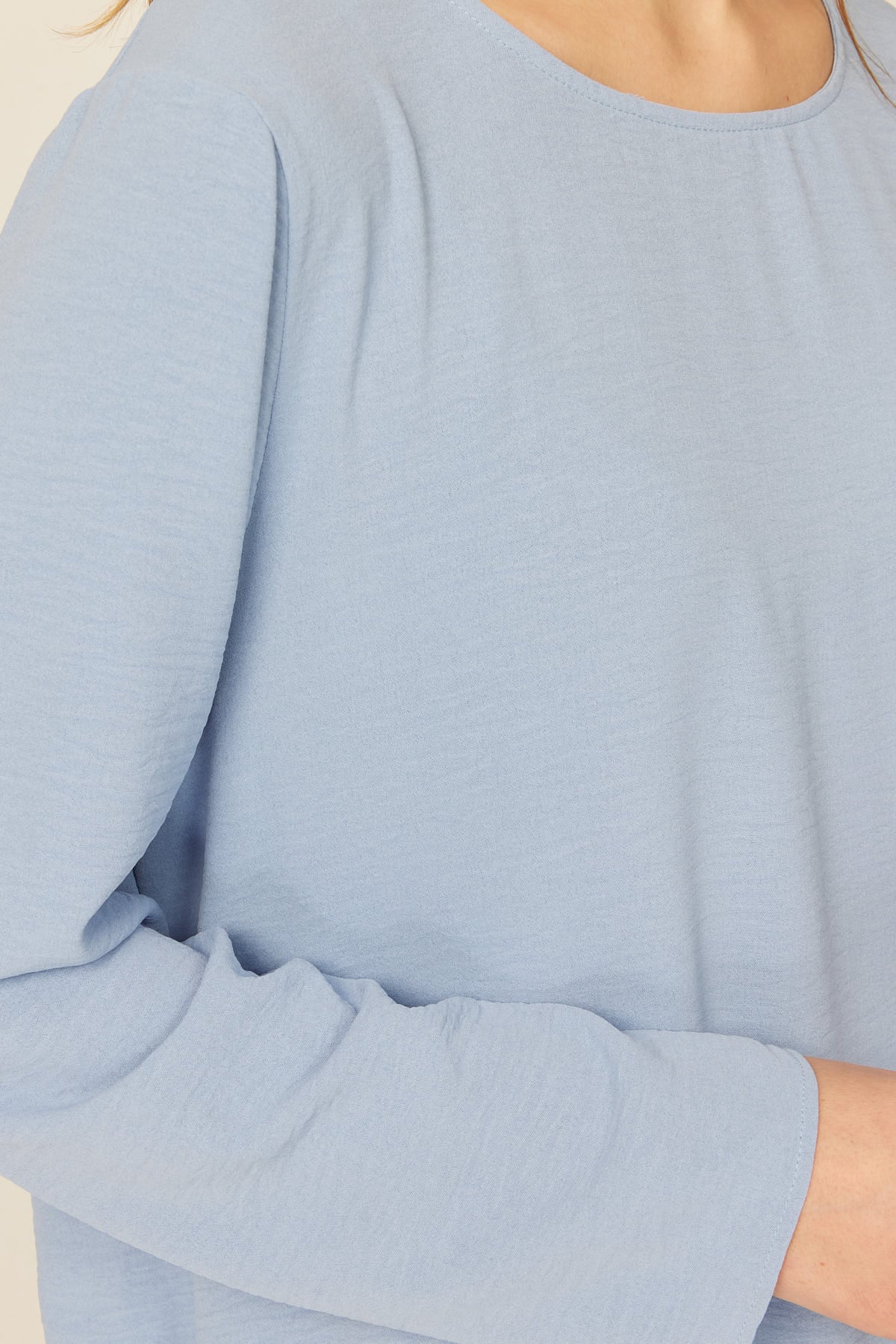 Women's Asymmetric Hem Blouse