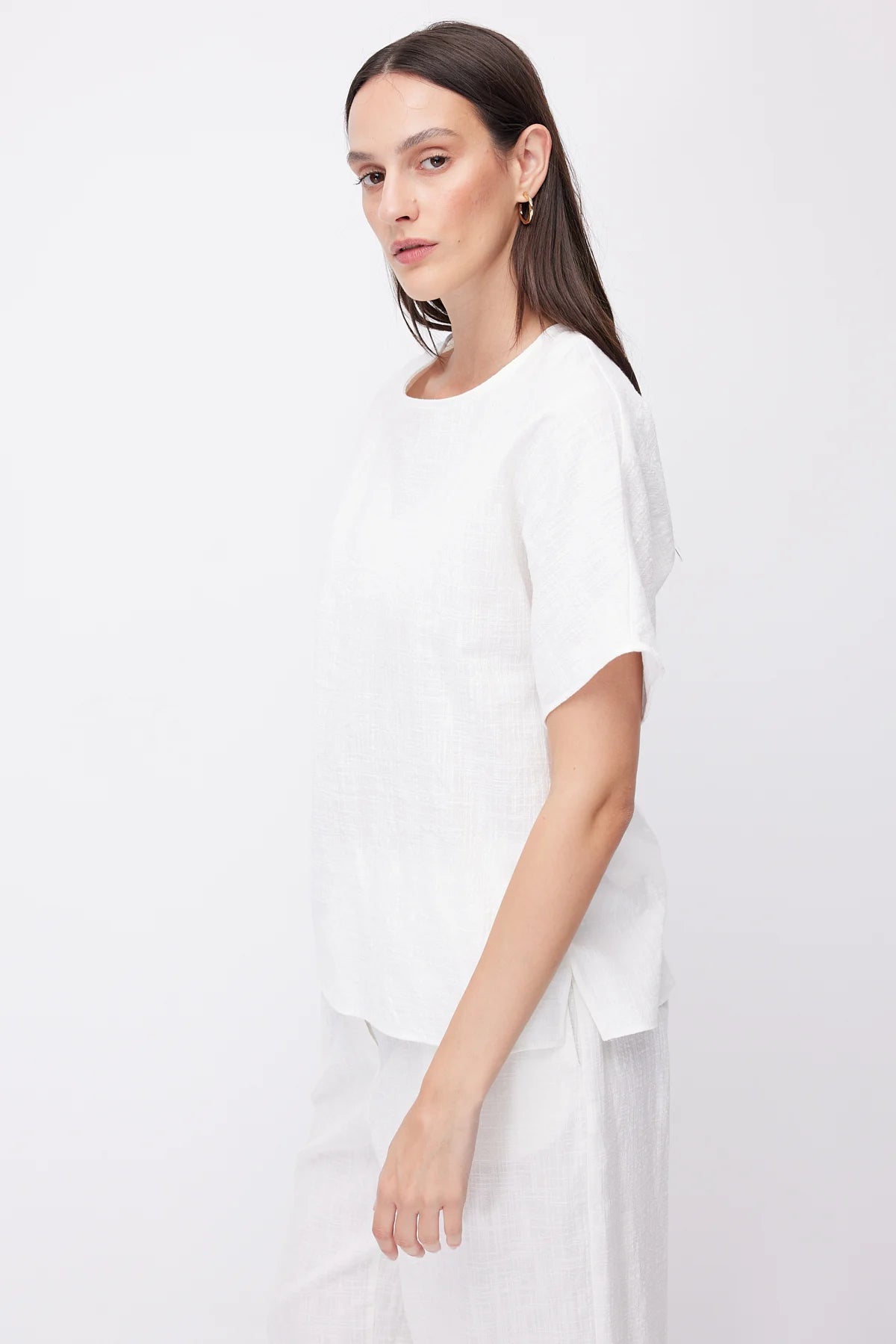 Women's Crew Neck Dropped Shoulder Short Sleeve Linen Blouse