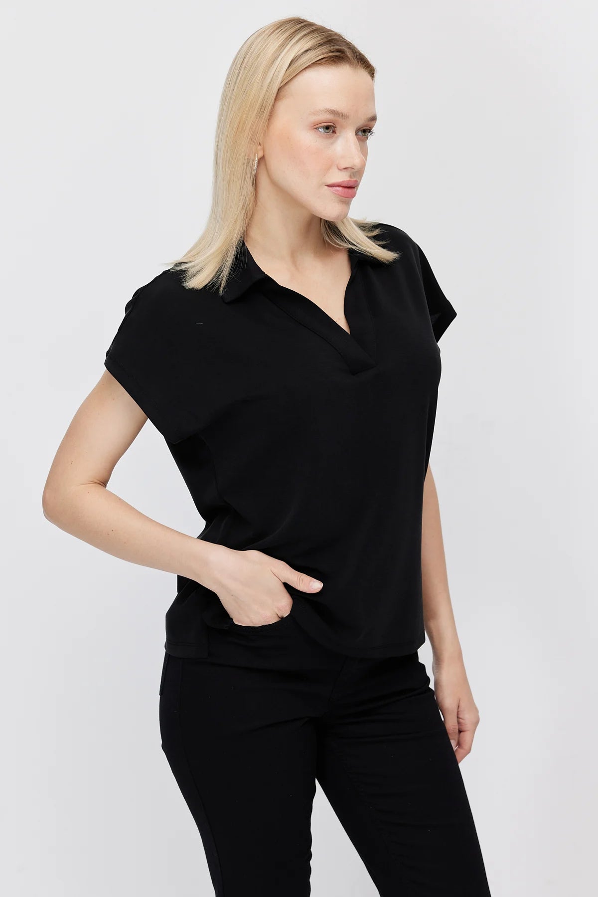 Women's Polo Collar V-Neck Short-Sleeve Blouse