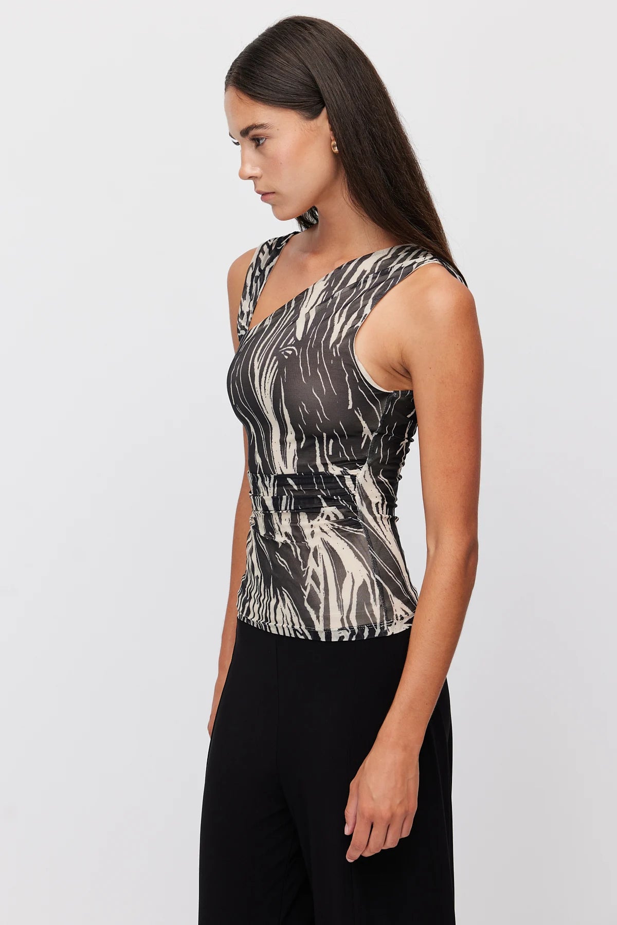 Women's Asymmetrical Neckline Patterned Blouse