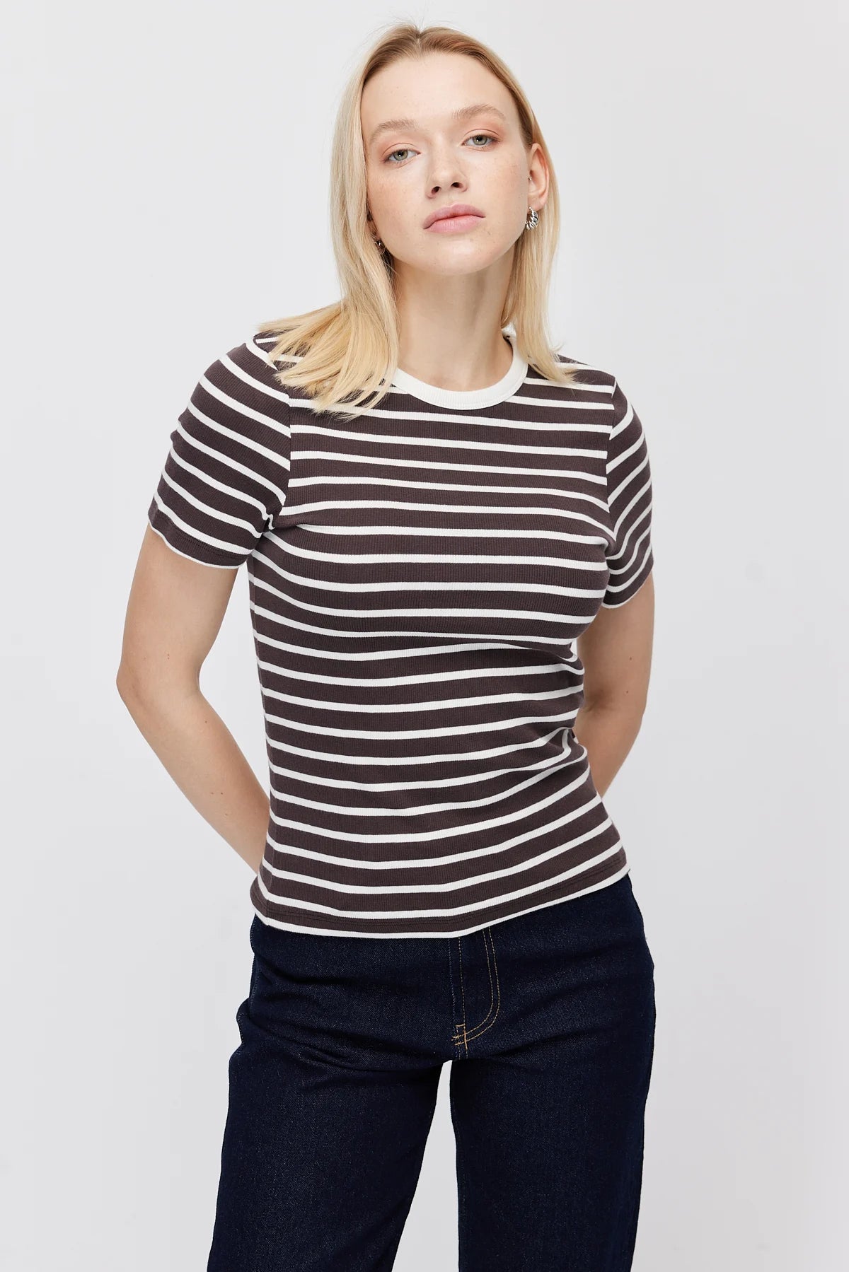 Women's Contrast Collar Striped T-shirt