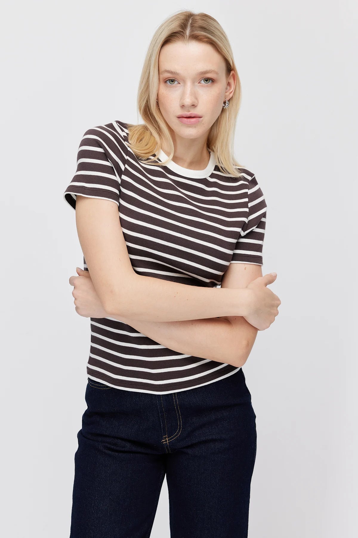 Women's Contrast Collar Striped T-shirt