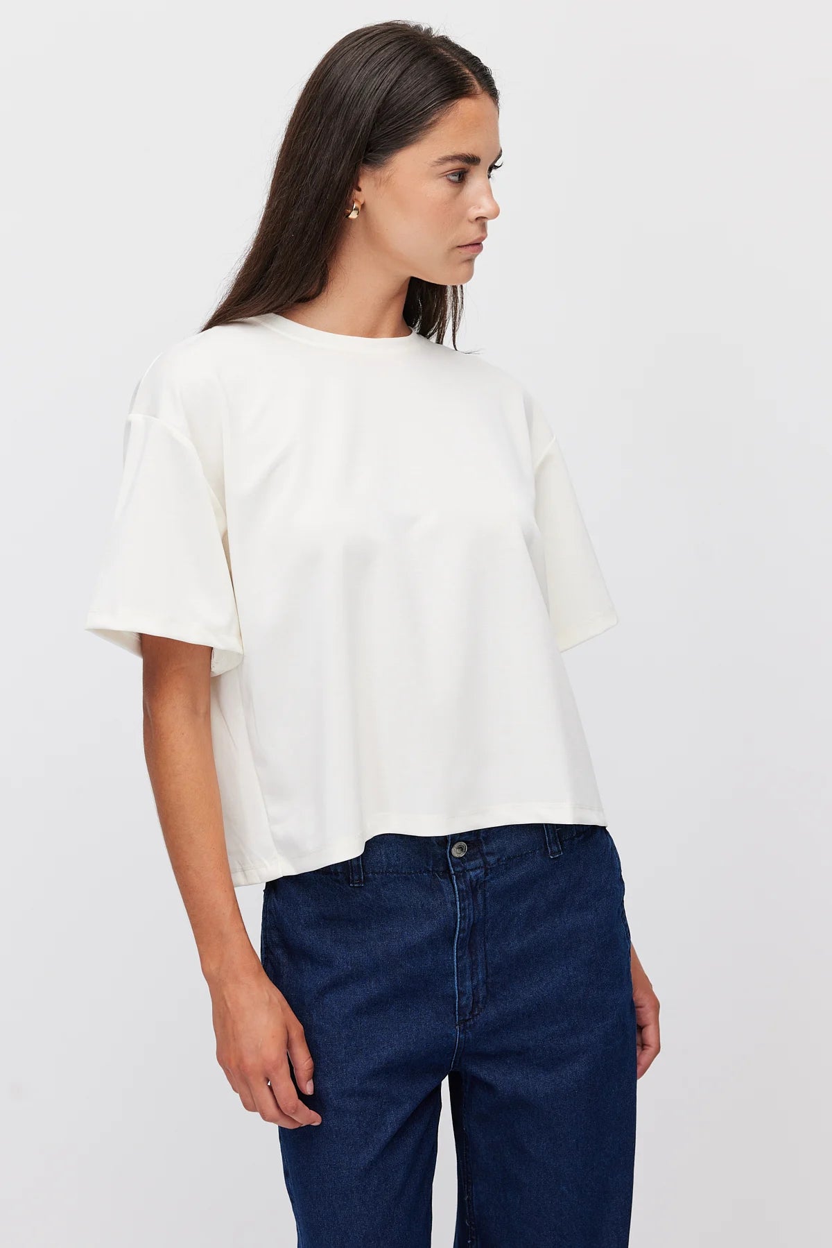 Women's Low Sleeve Basic T-shirt