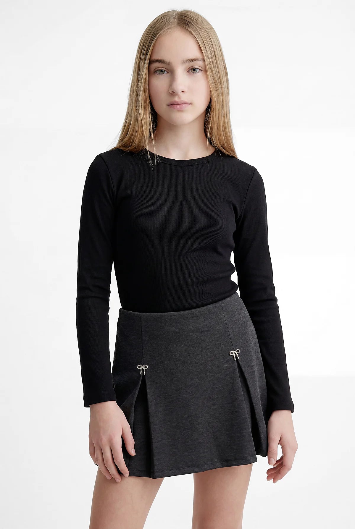 Girls' Ribbed Round Neck Blouse