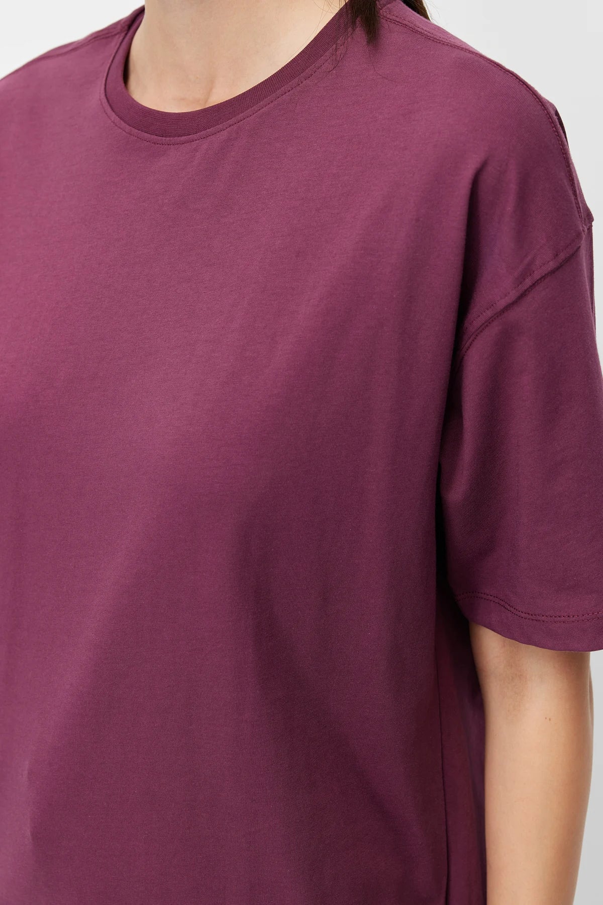 Women's Crew Neck Basic T-shirt