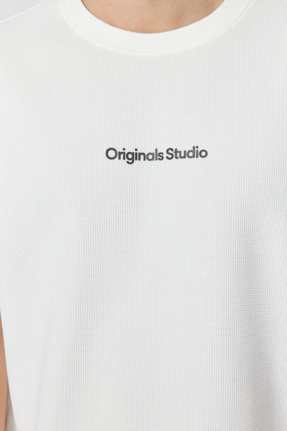 Men's Textured Text Detail T-shirt