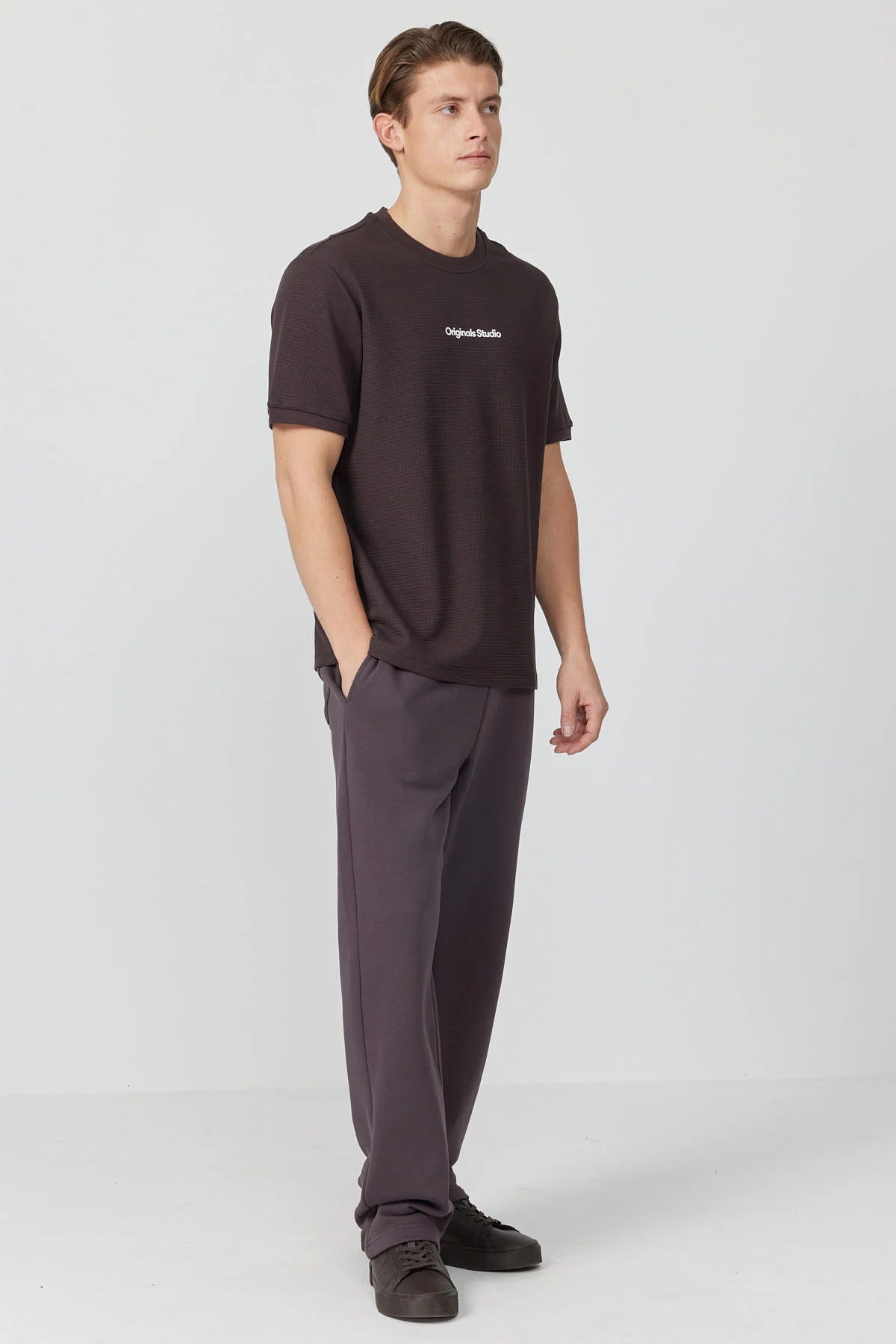 Men's Textured Text Detail T-shirt