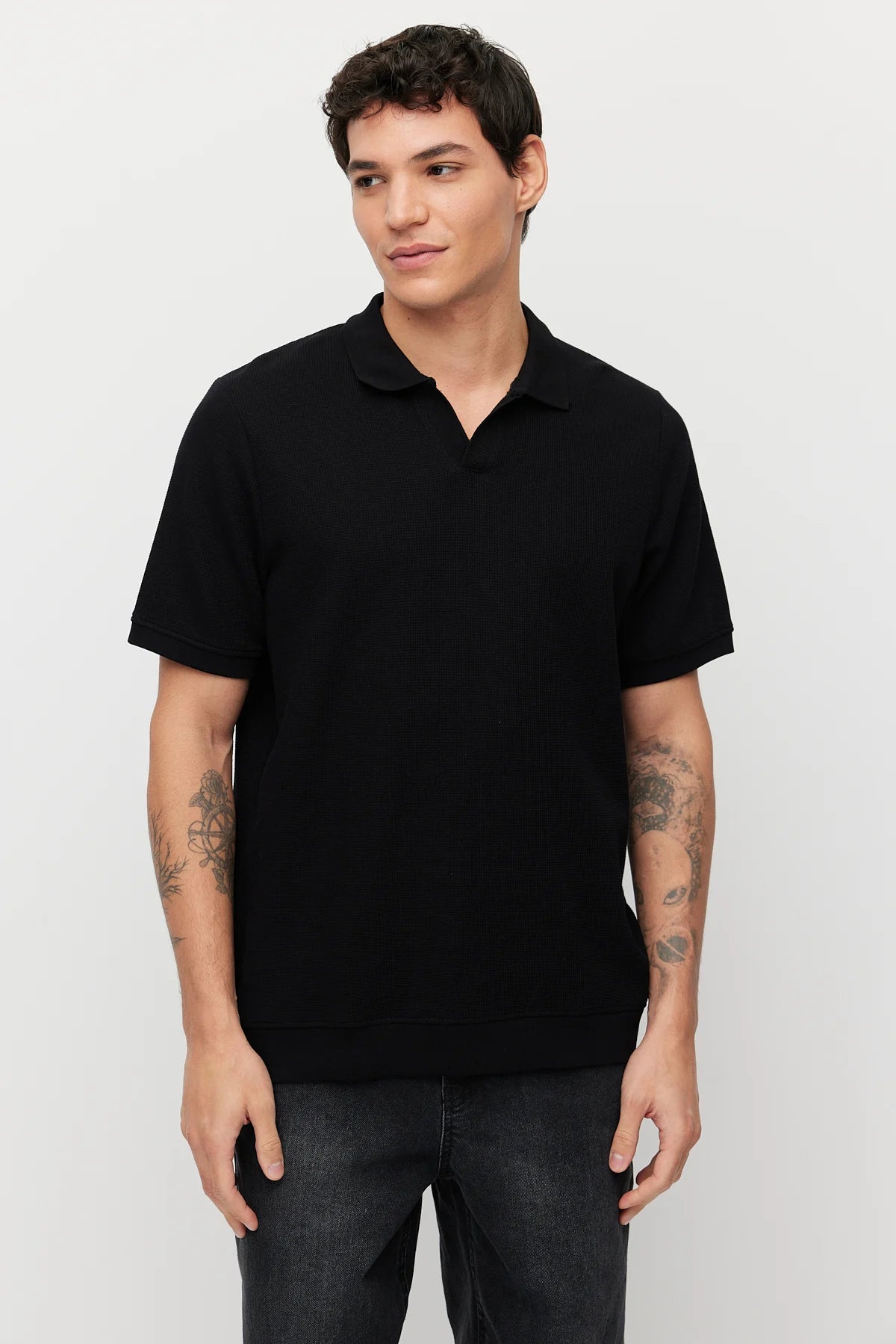 Men's Textured Polo Collar T-shirt