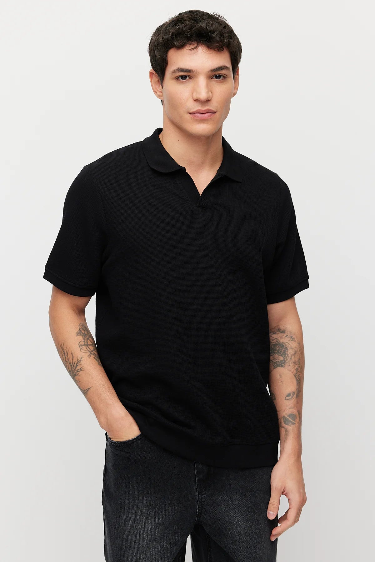 Men's Textured Polo Collar T-shirt
