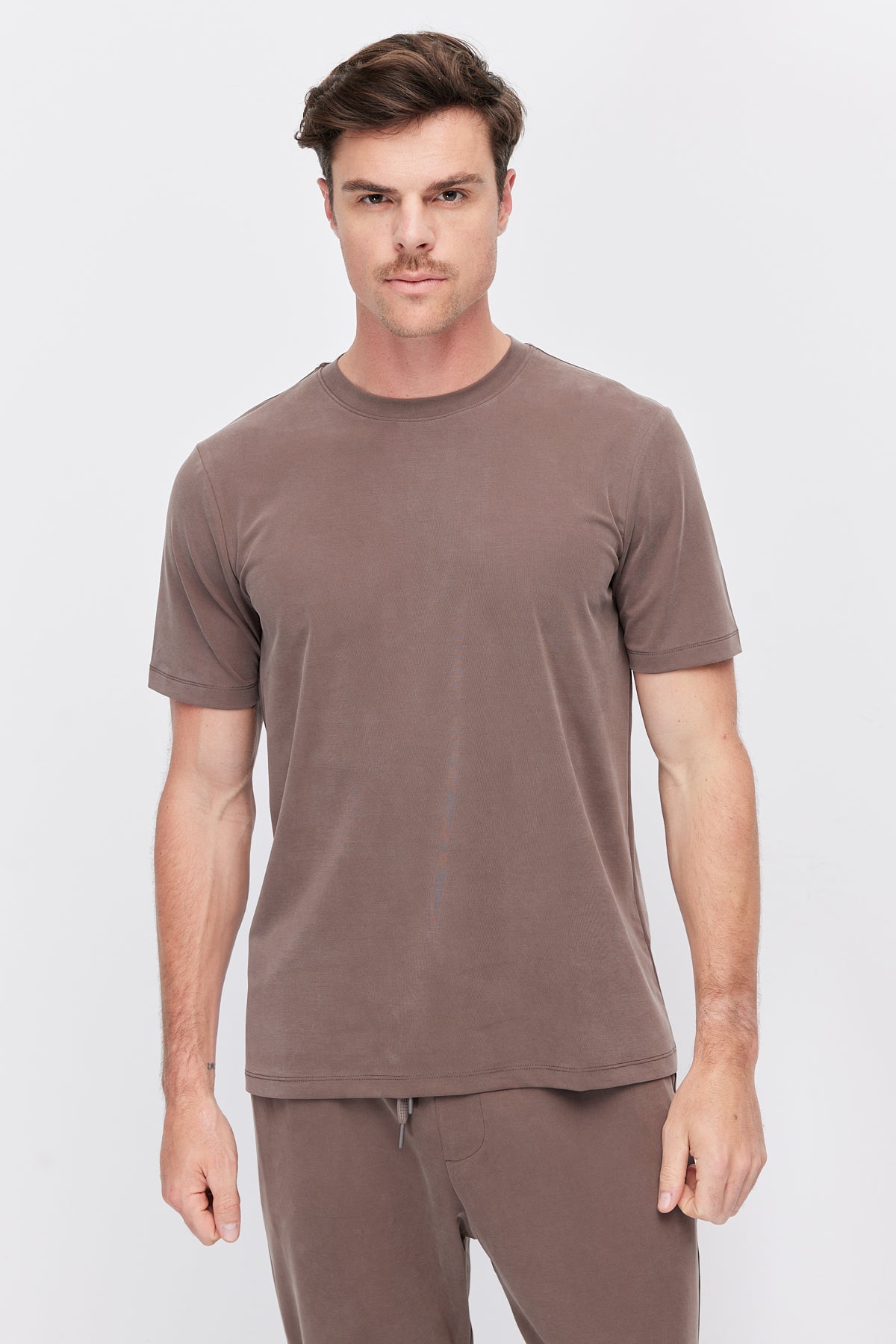 Men's basic crew neck t-shirt