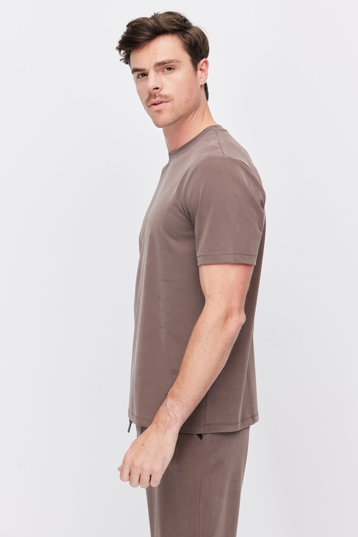 Men's basic crew neck t-shirt
