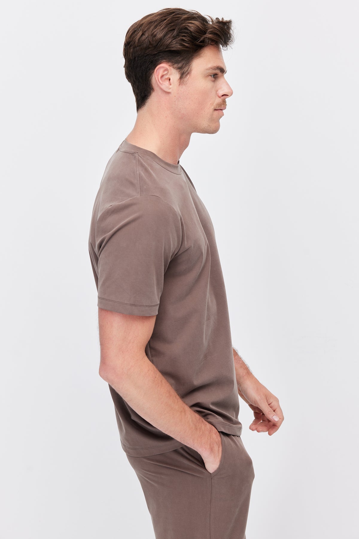 Men's basic crew neck t-shirt