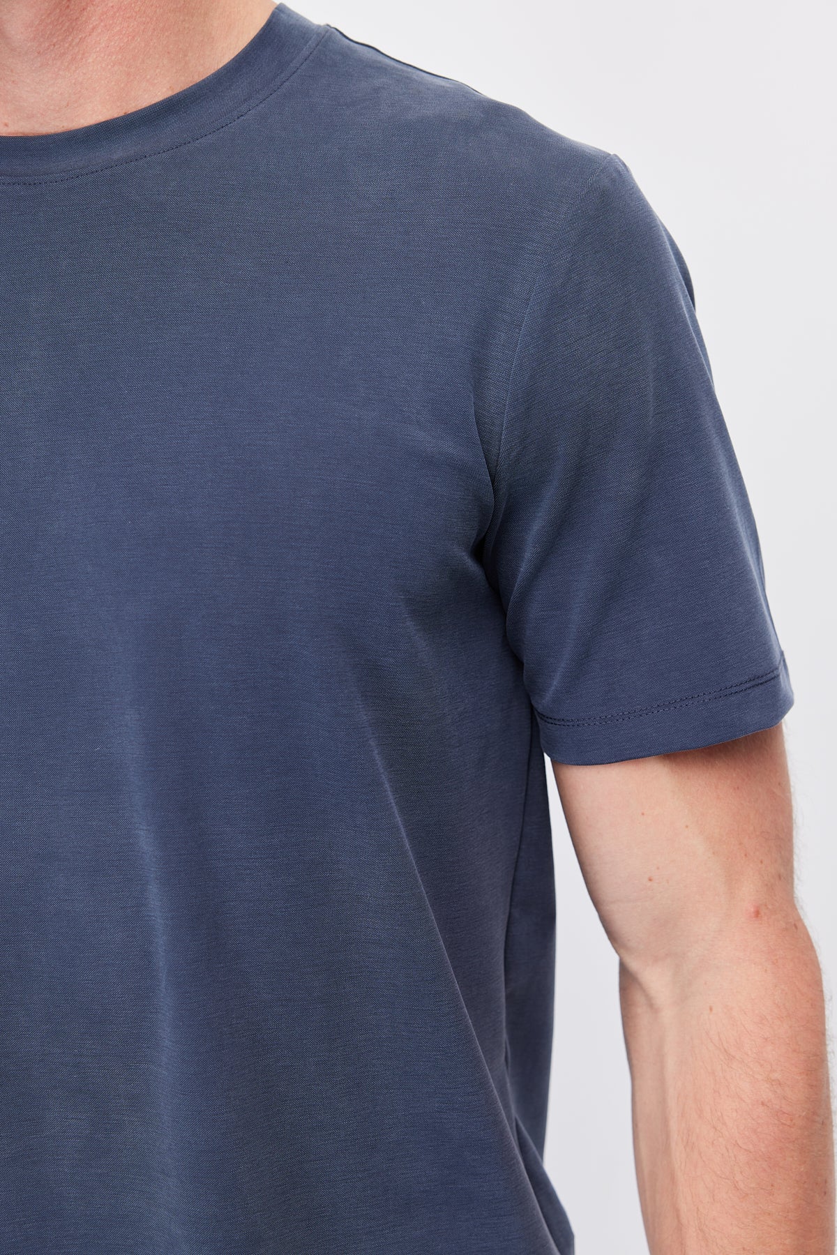 Men's basic crew neck t-shirt