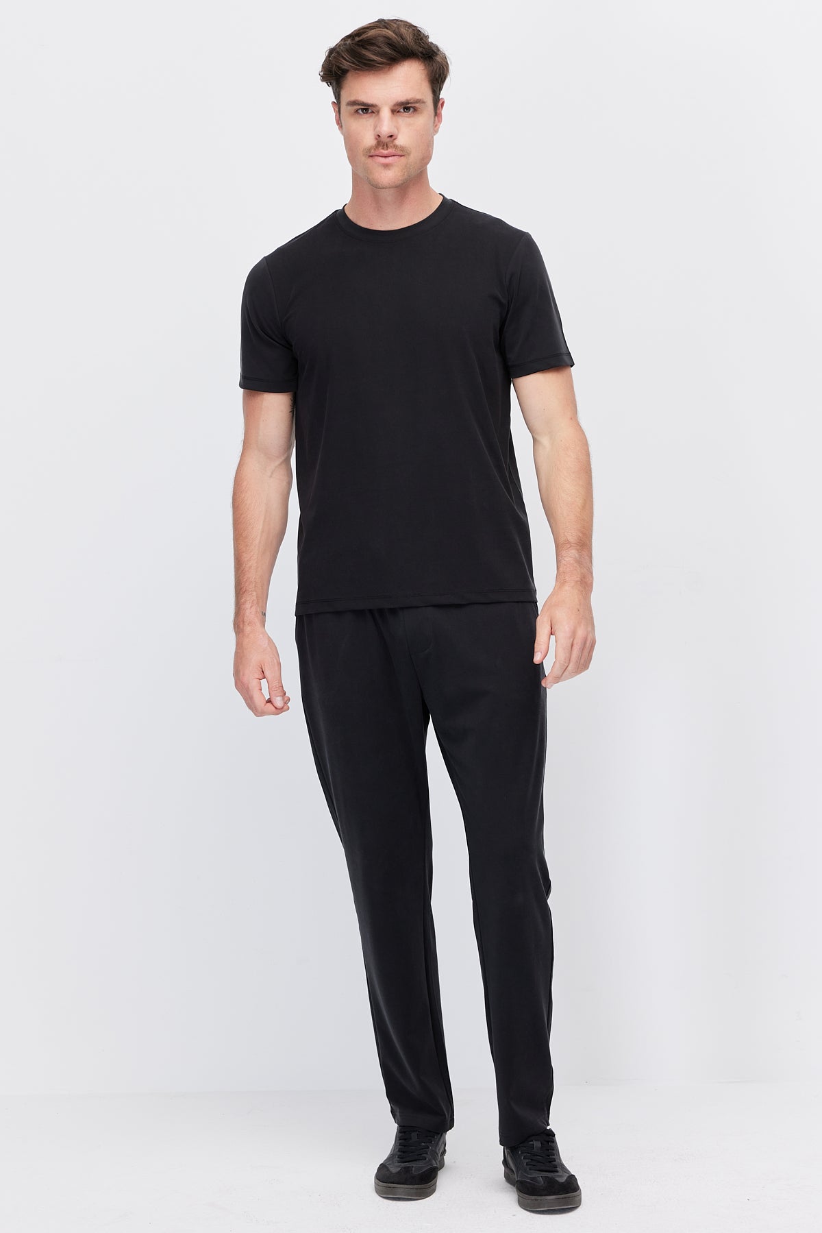 Men's basic crew neck t-shirt