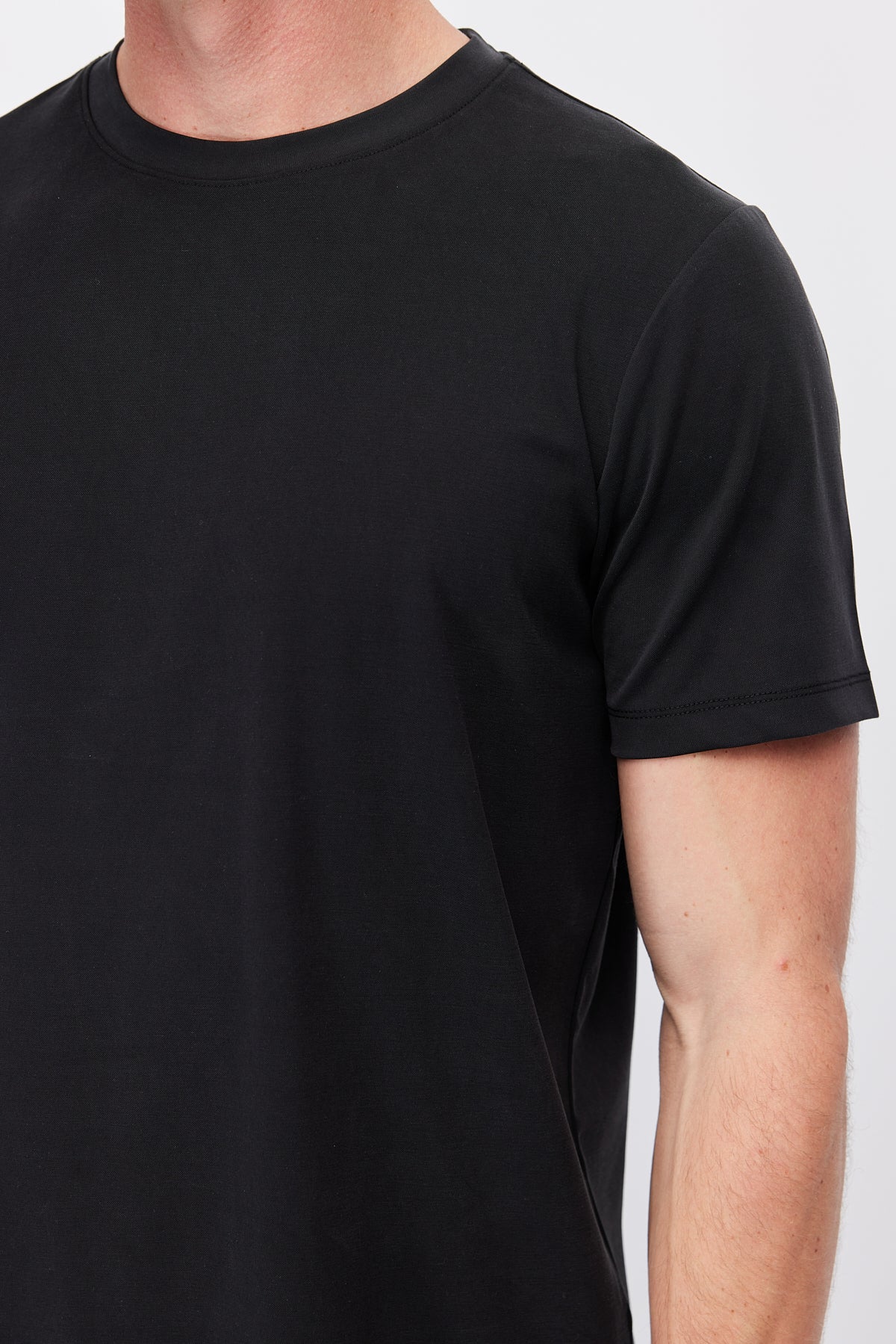 Men's basic crew neck t-shirt