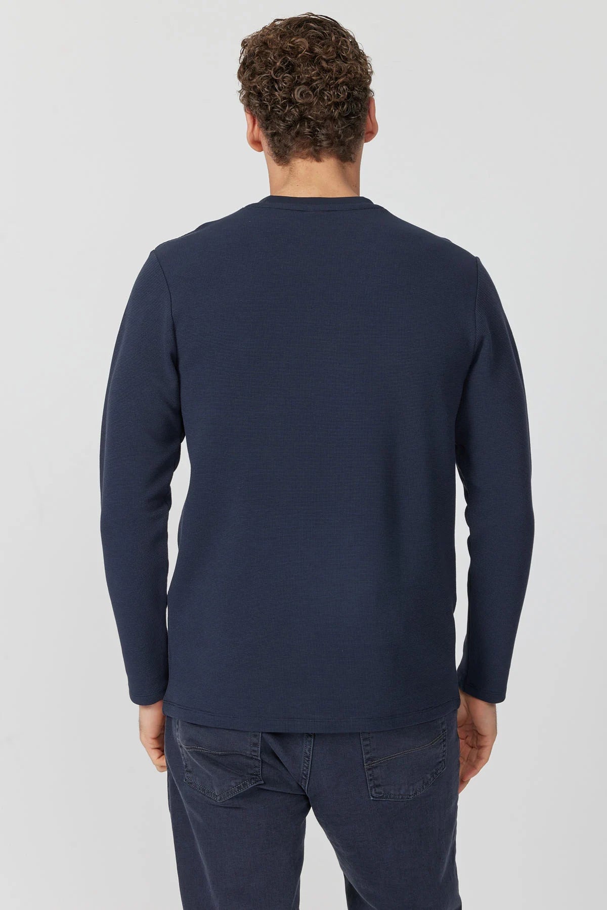 Men's Basic Sweatshirt