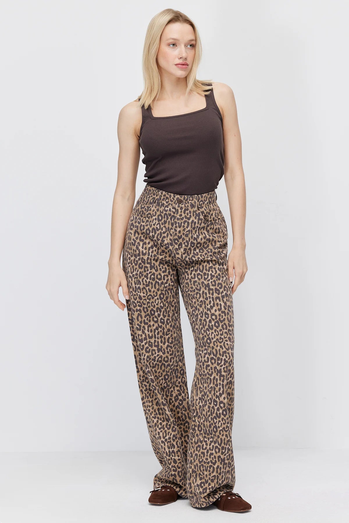 Women's High-Waisted Wide-Leg Jeans