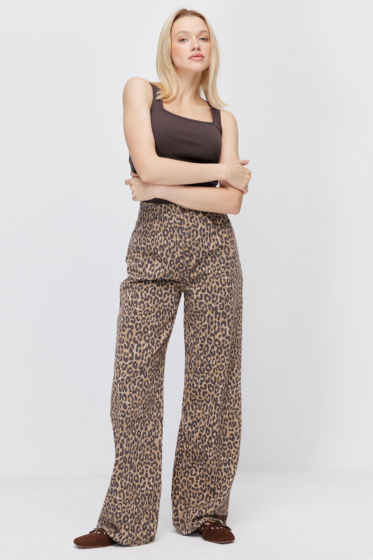 Women's High-Waisted Wide-Leg Jeans
