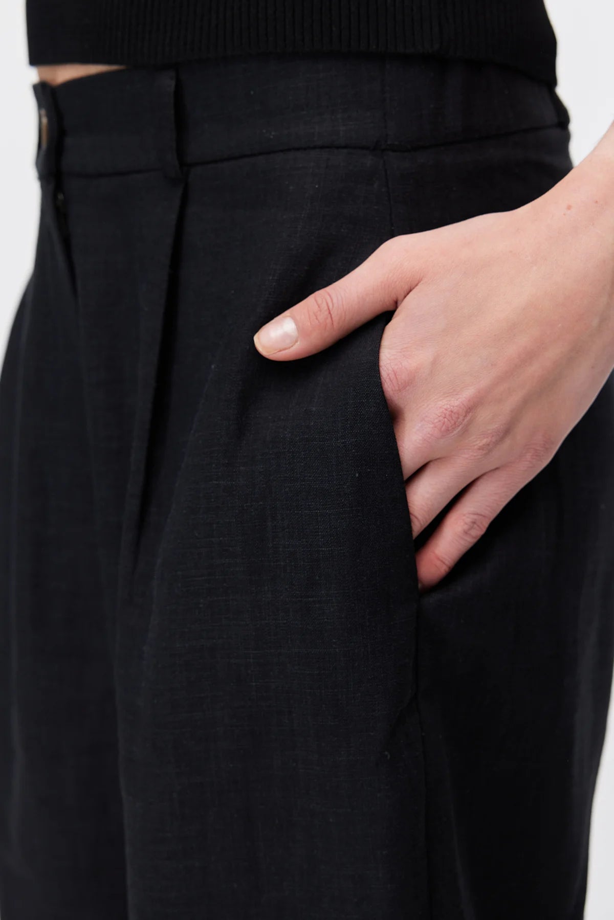 Women's Pleated Trousers