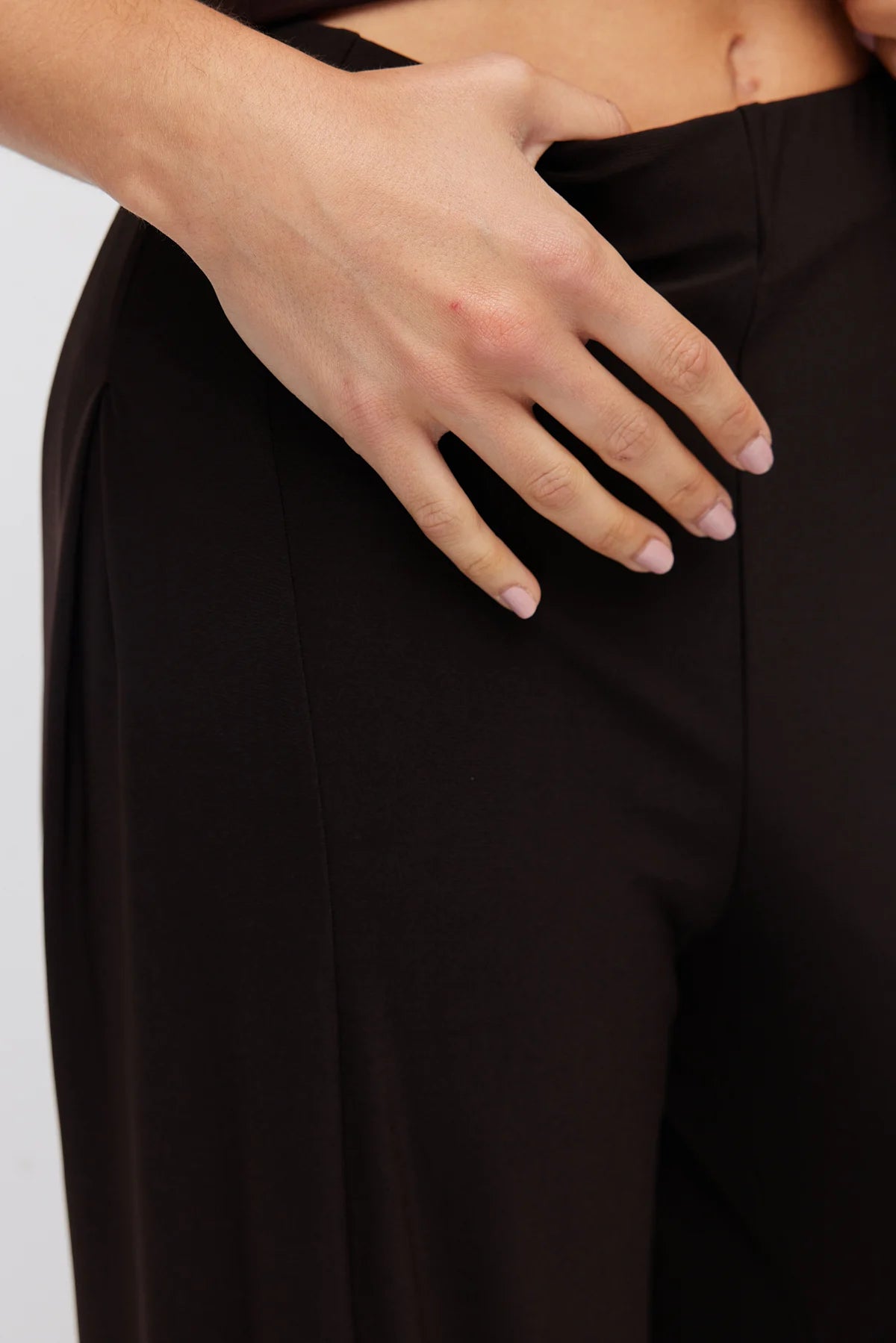 Women's Wide Leg Relaxed Fit Trousers