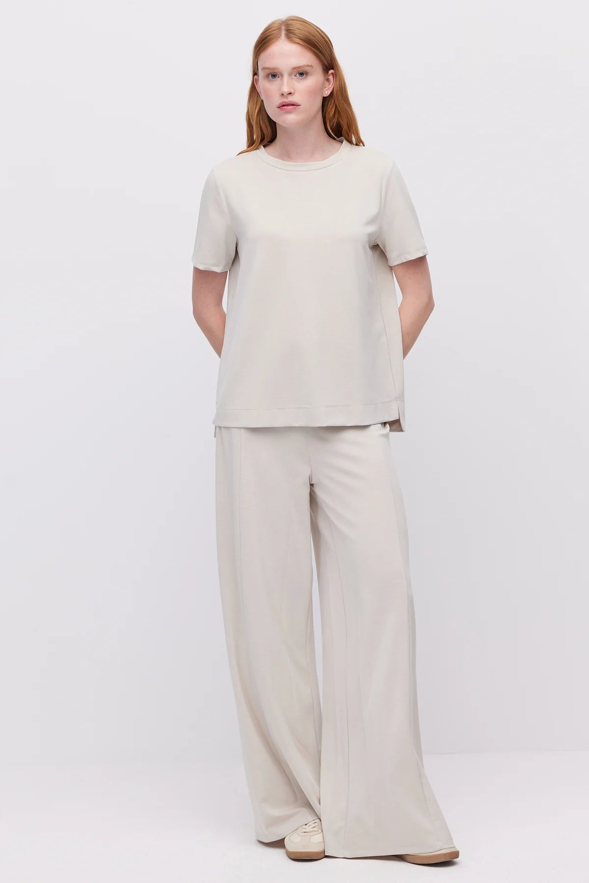 Women's Wide-Leg Draped Trousers