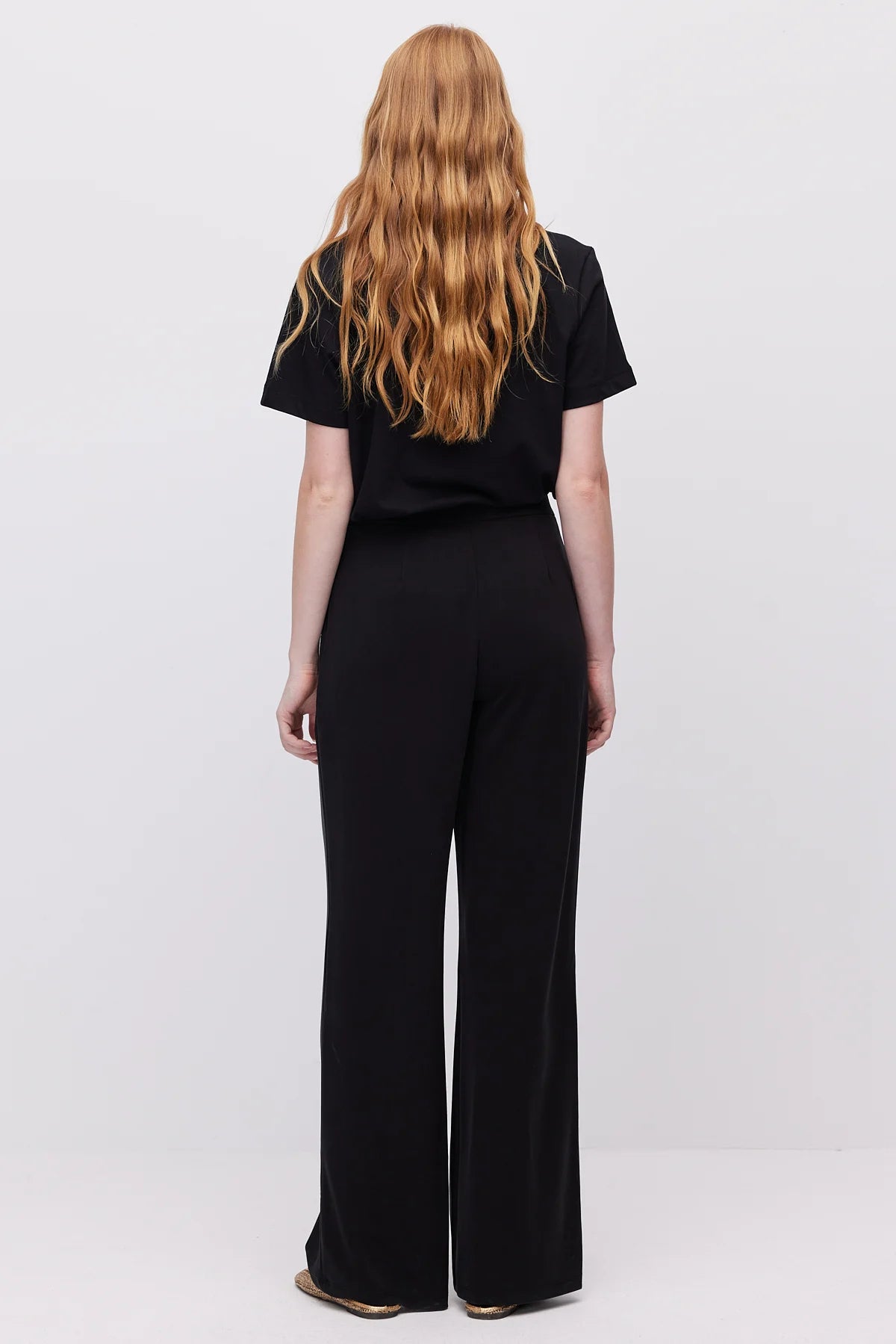 Women's High-Waisted Pleated Wide-Leg Trousers