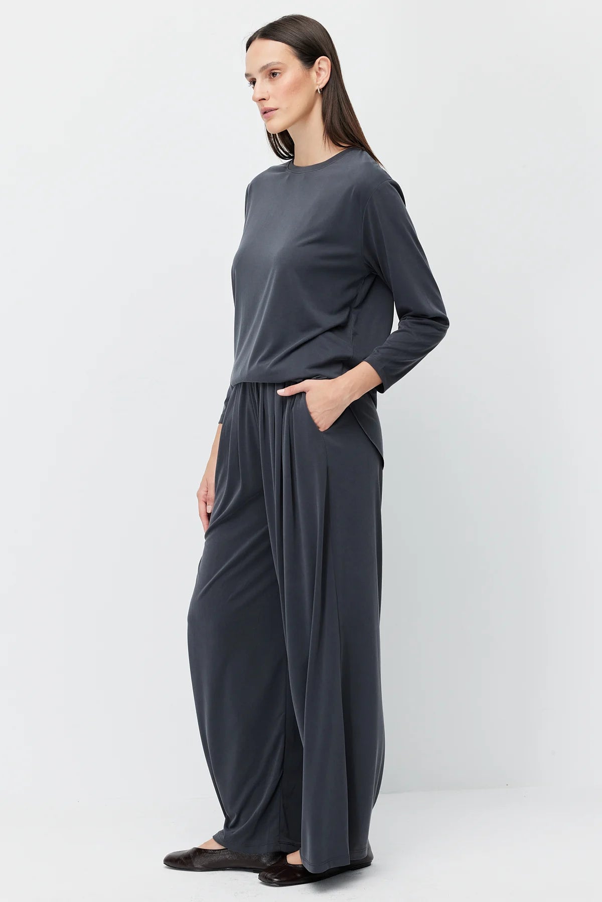 Women's Pleated Modal Trousers