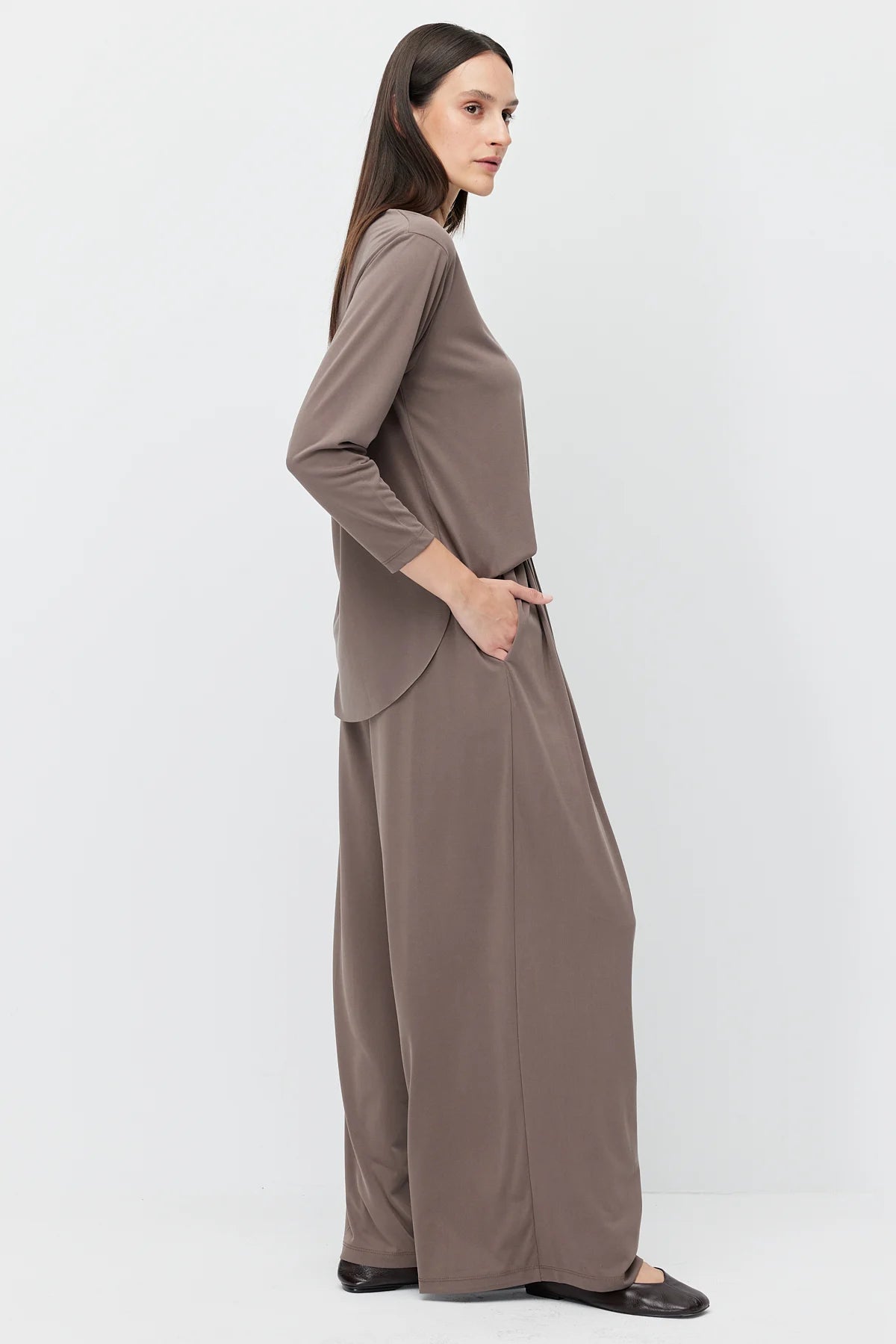Women's Pleated Modal Trousers