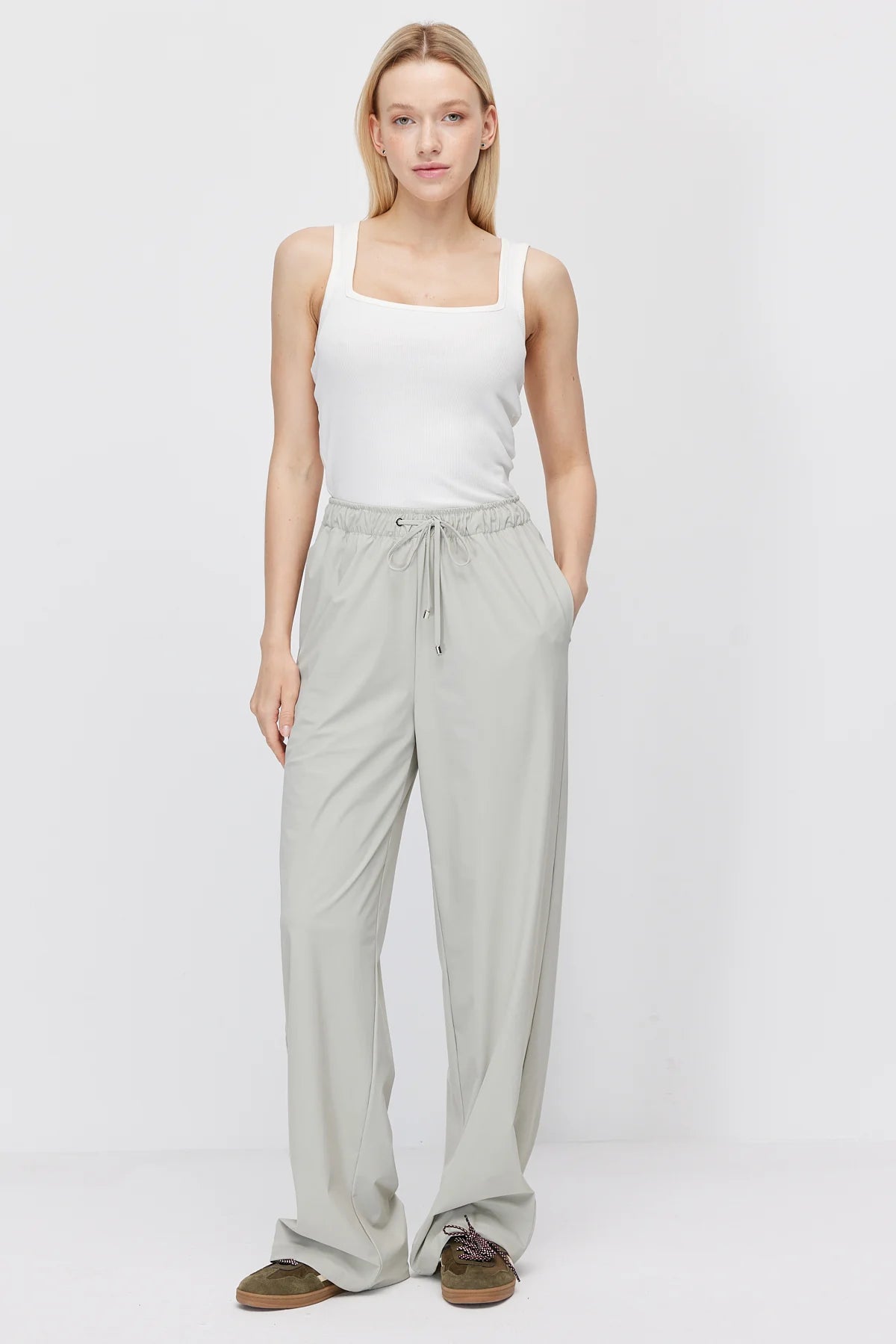 Women's Wide Leg Trousers with Elastic Waist and Drawstring