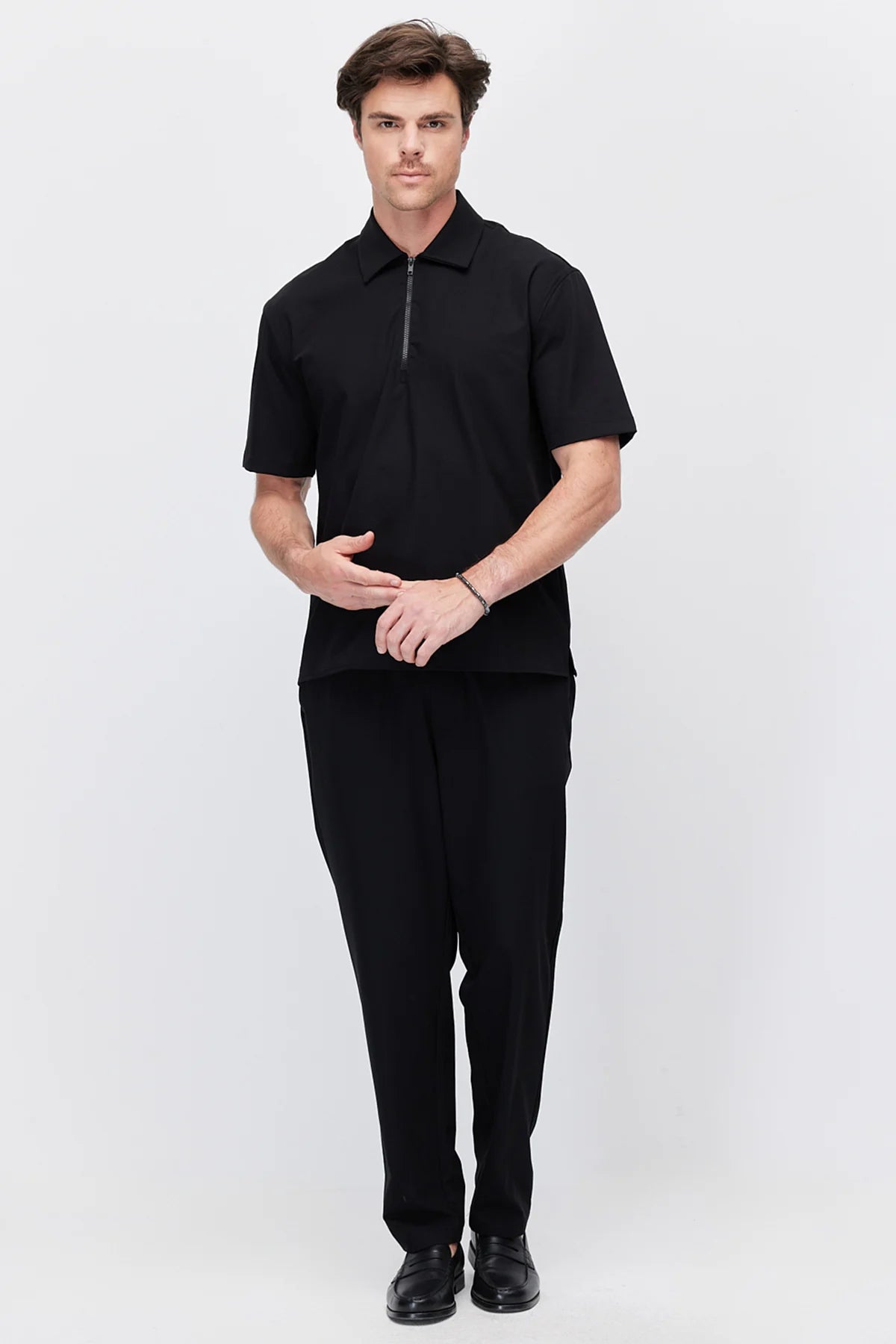 Men's Jogger Pants with Elastic Waistband and Drawstring