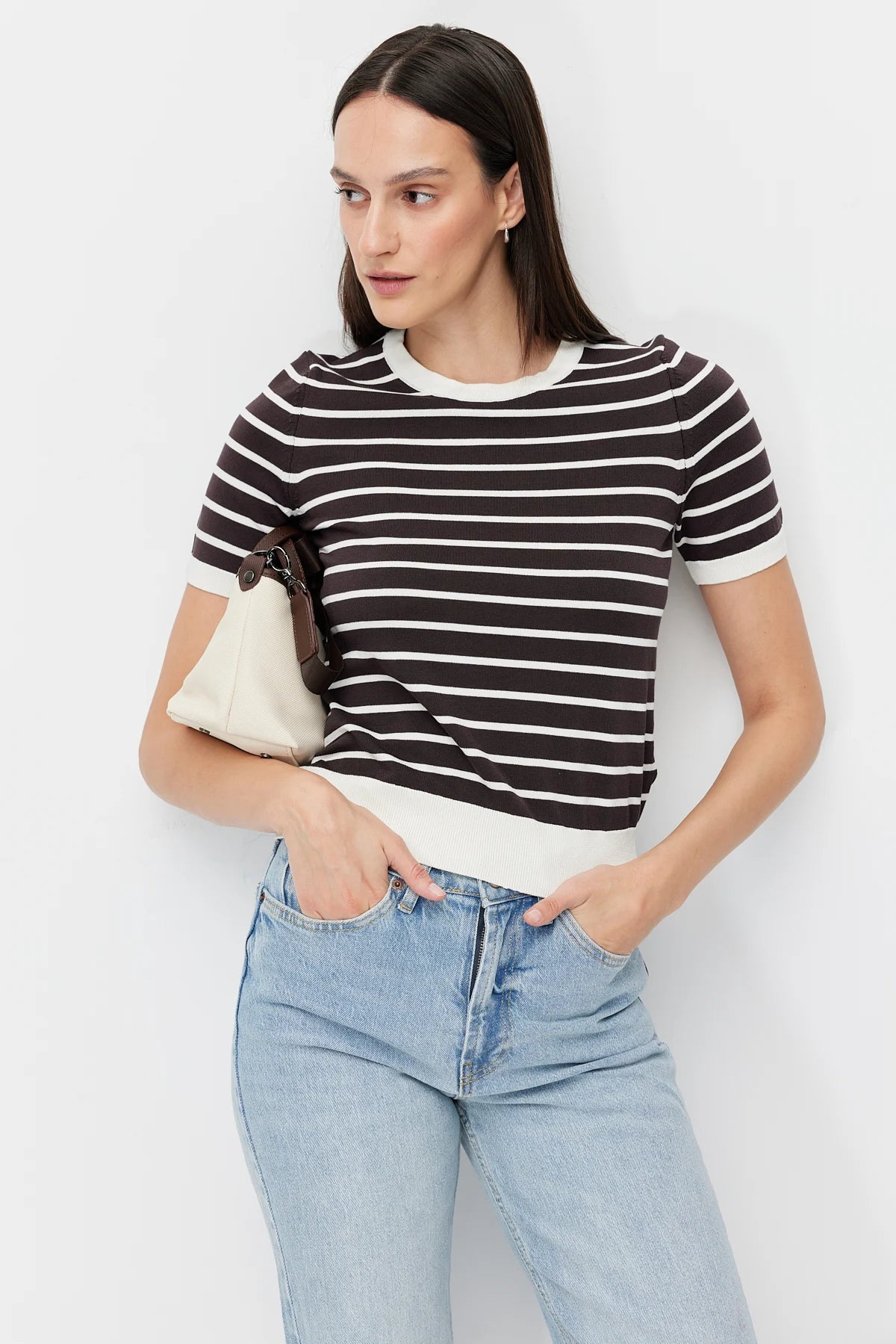 Women's Crew Neck Striped Knit T-shirt
