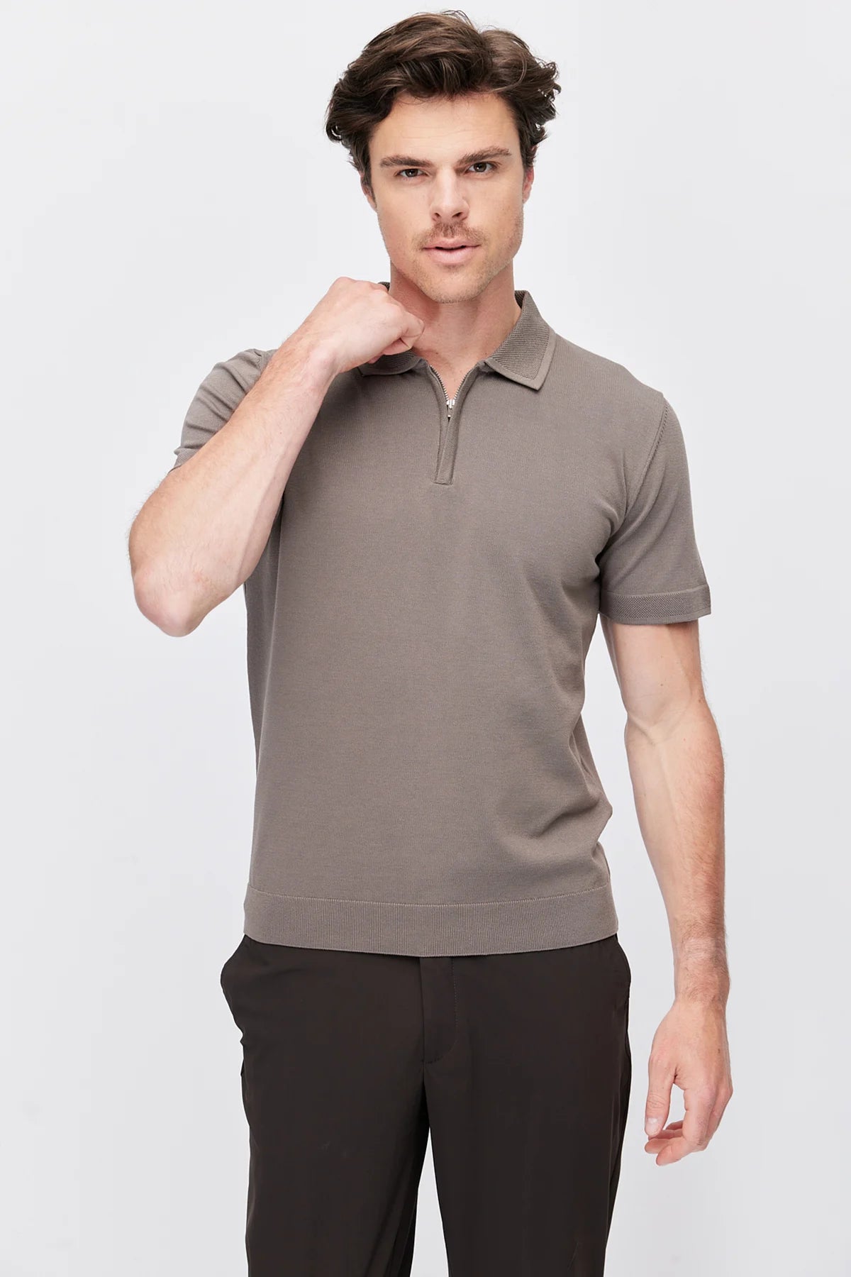 Men's Knitted T-shirt with Concealed Zip Collar