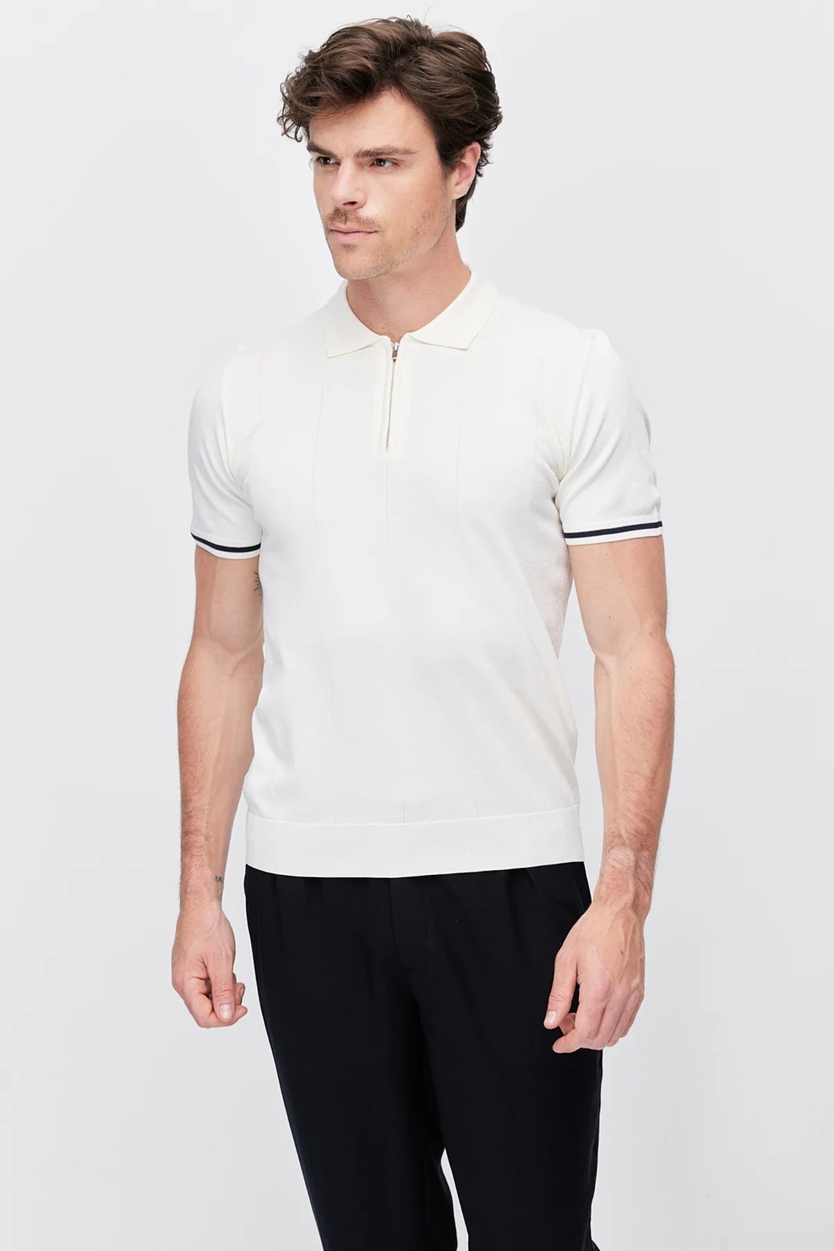 Men's Zip-Up Collar Striped Detail Knit T-Shirt
