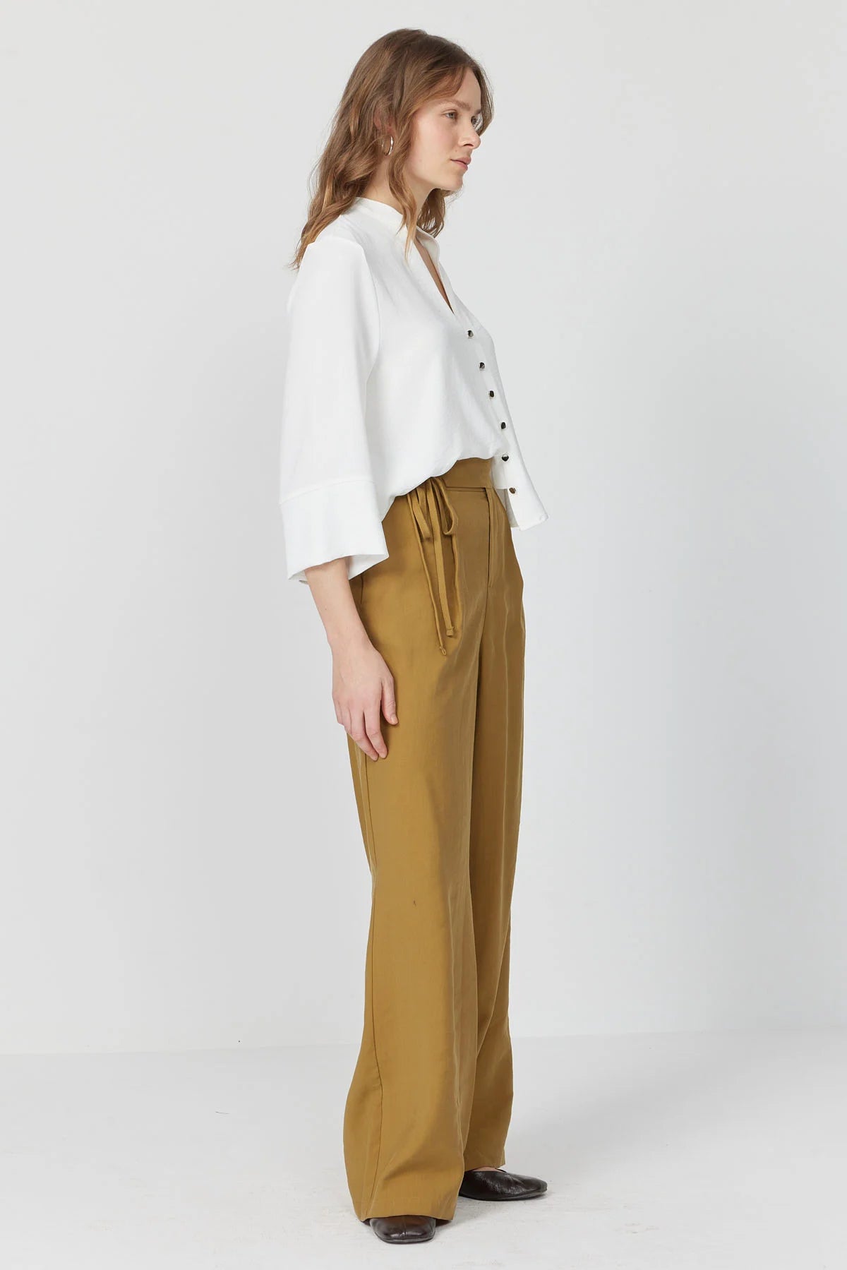 Women's Wide Leg Trousers with Waist Detail