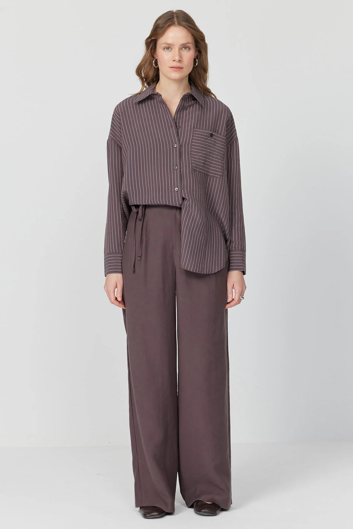 Women's Wide Leg Trousers with Waist Detail