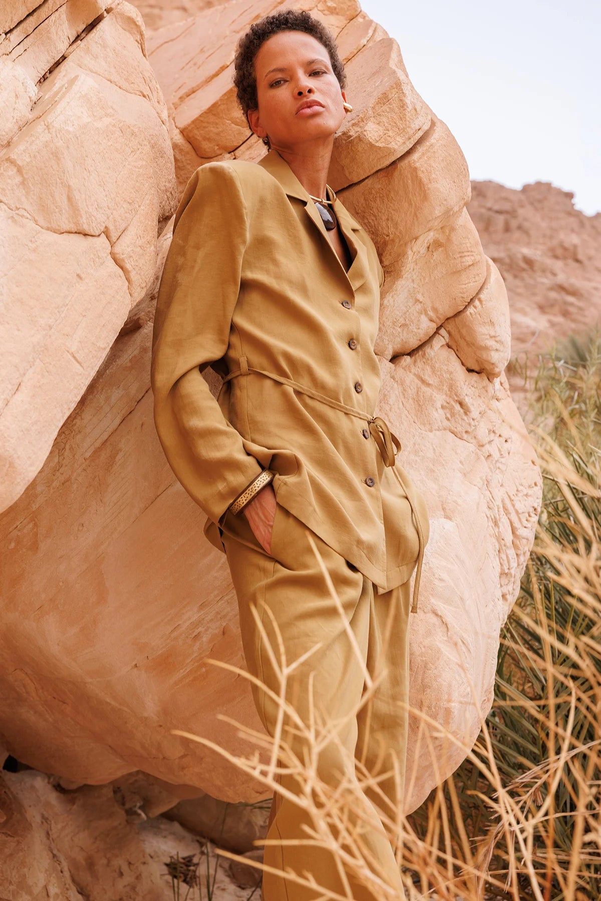 Women's Wide Leg Trousers with Waist Detail